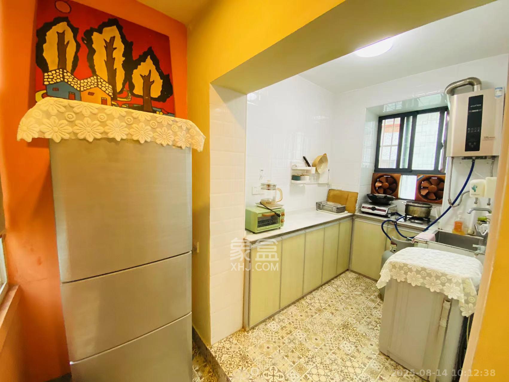 白果园散盘  1室1厅1卫    1800.0元/月室内图