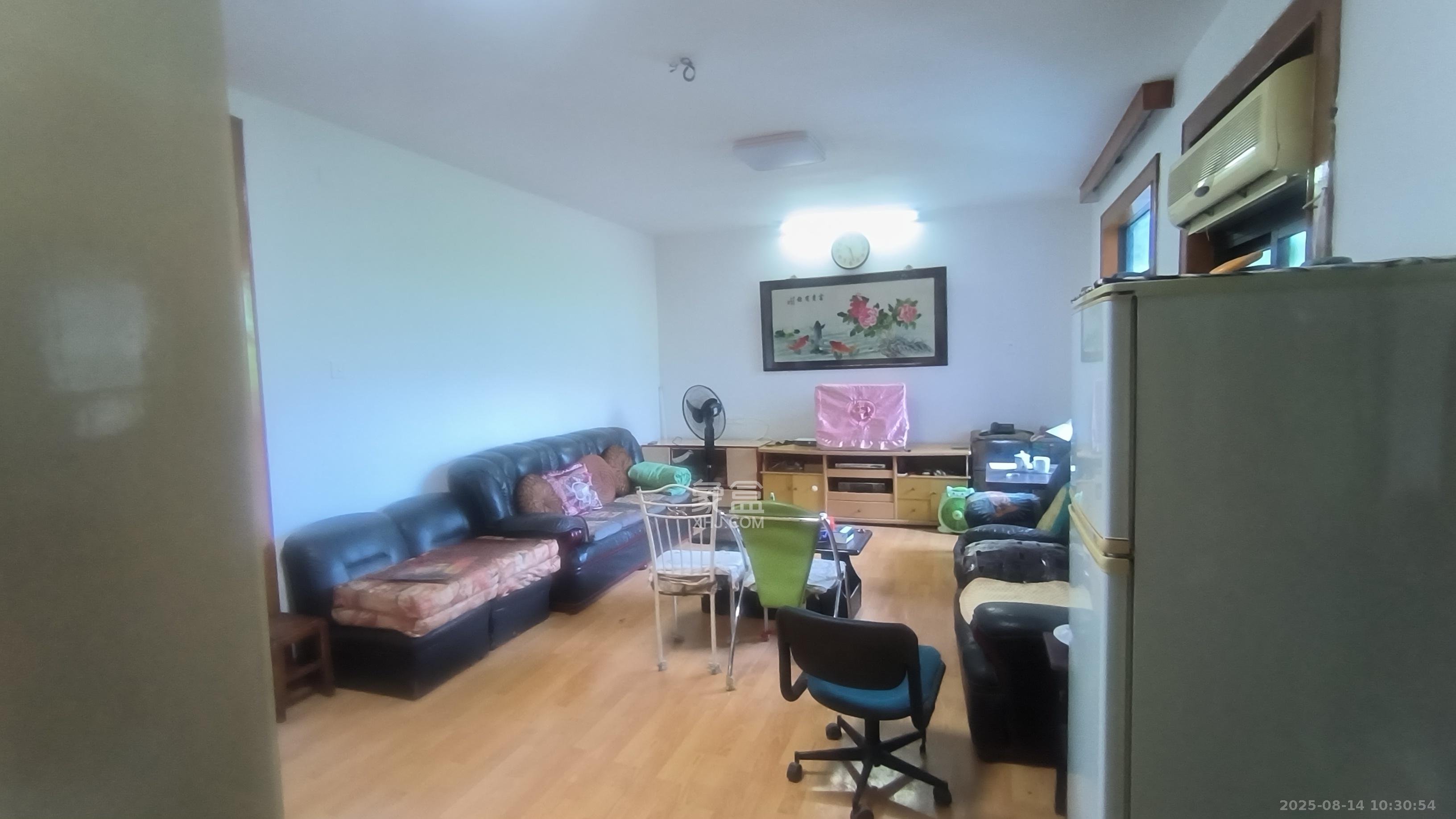 湘农桥社区 3室2厅1卫 3000.0元/月 湘农桥社区 3室2厅1卫 3000.0元/月室内图