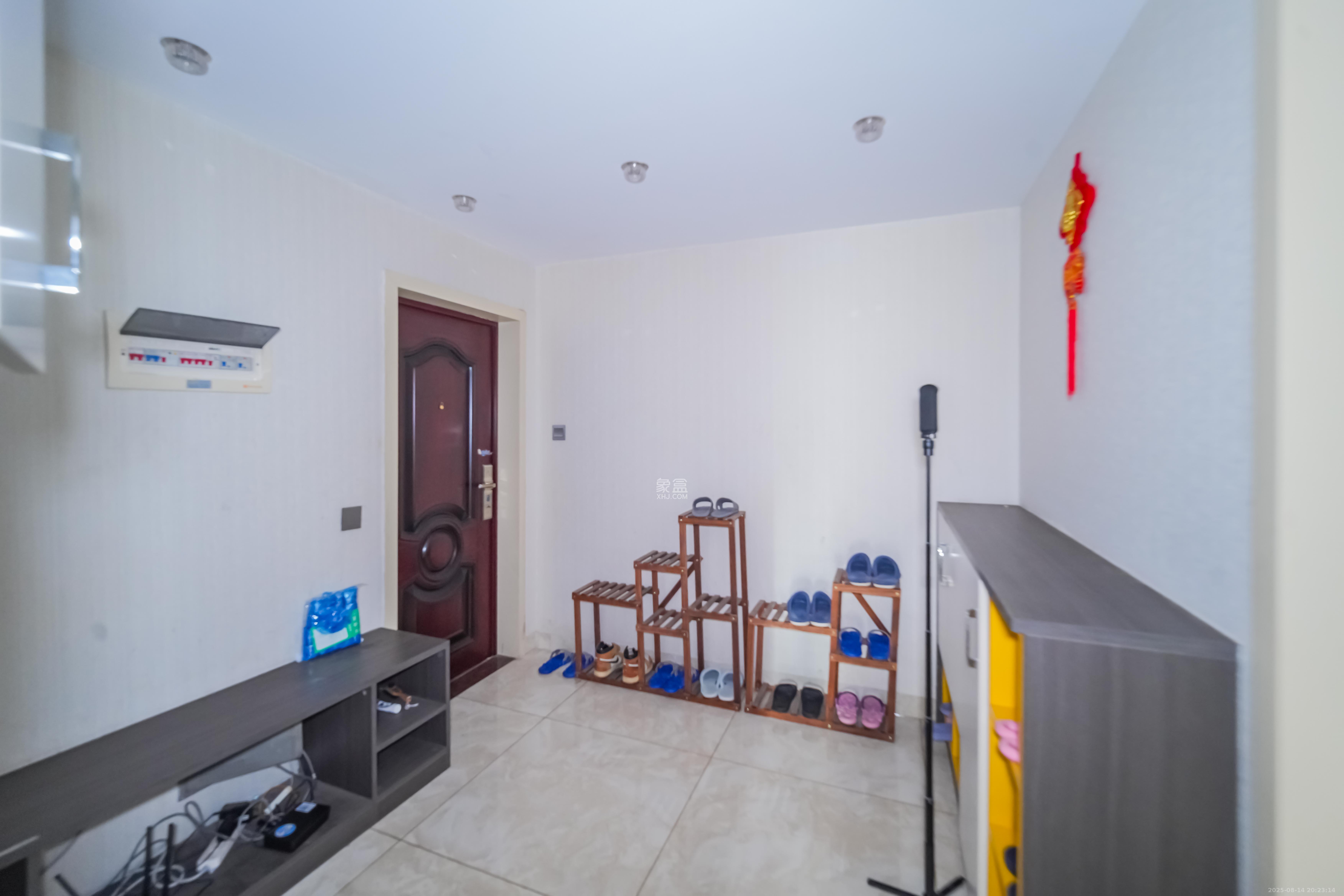 中城丽景香山园 4室2厅2卫 155.0万 中城丽景香山园 4室2厅2卫 155.0万其他