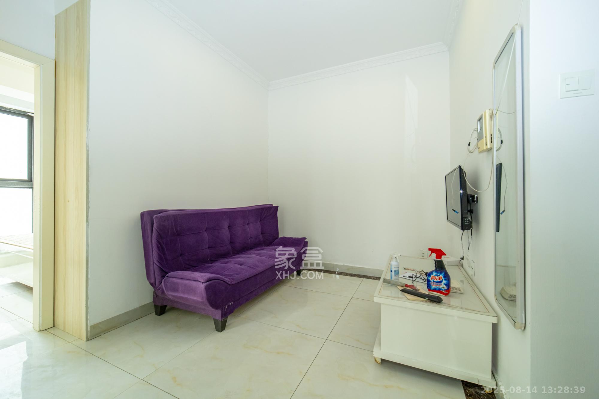 尚都花园城  1室1厅1卫    26.3万客厅