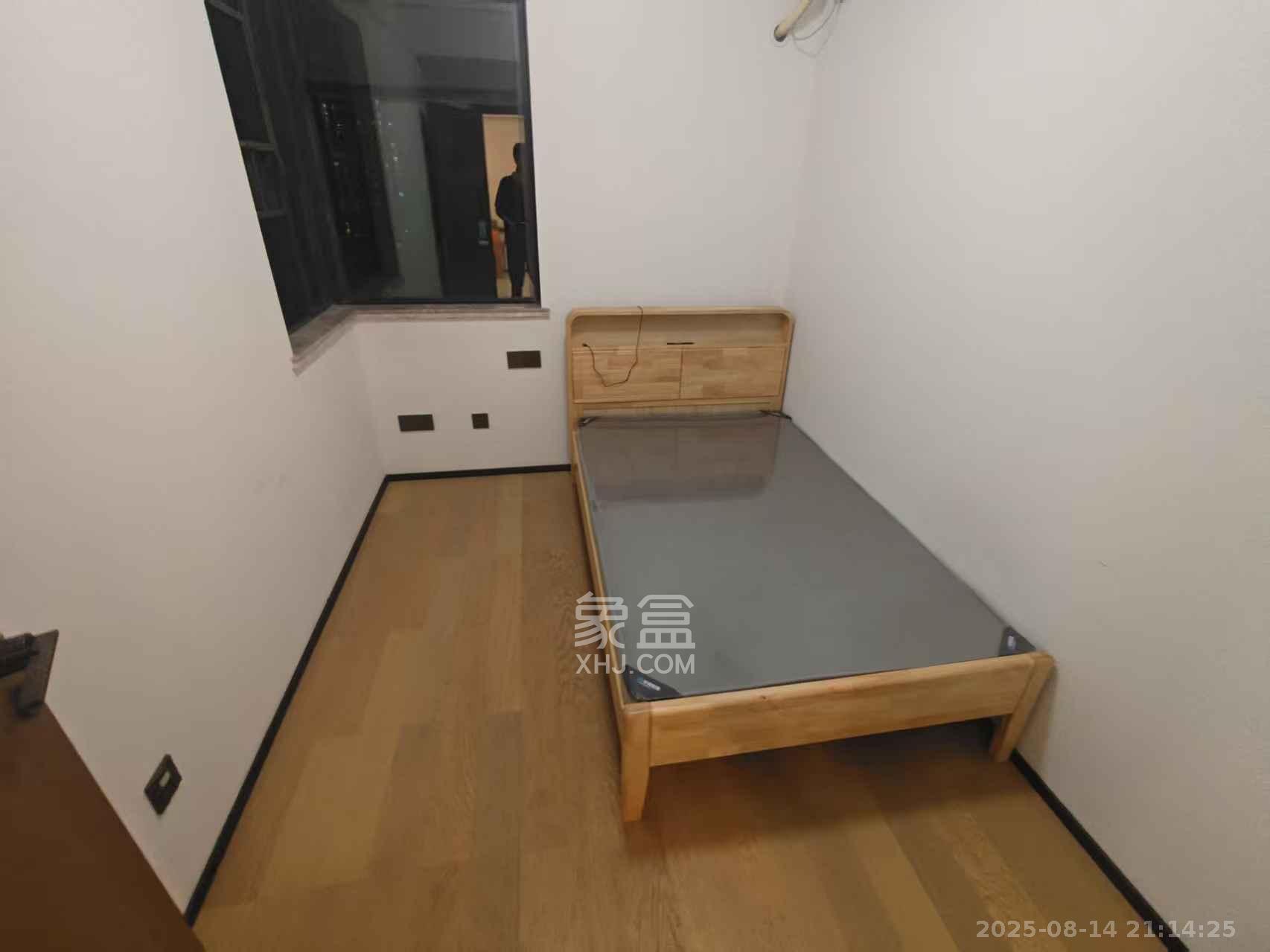 万科魅力之城天阔里  3室2厅2卫   2700.00元/月室内图