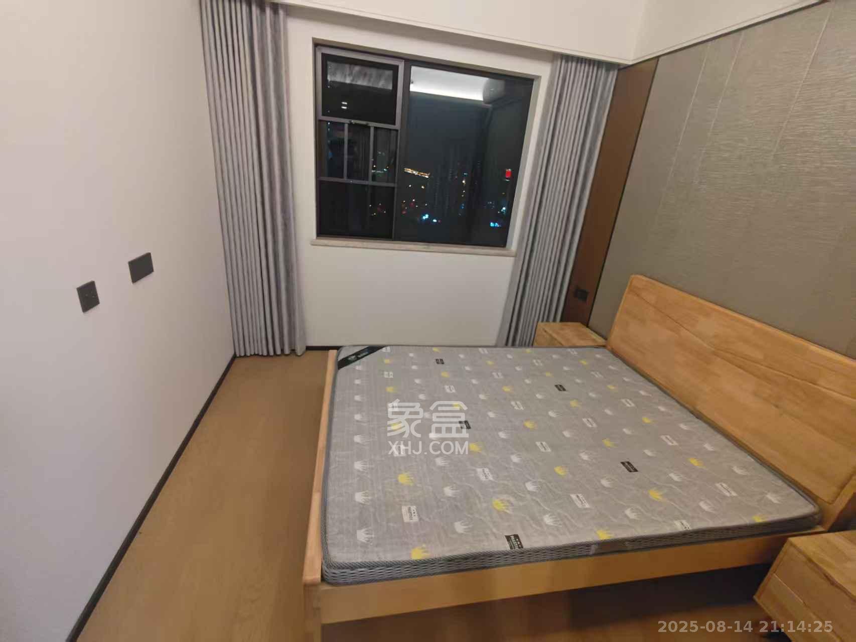 万科魅力之城天阔里  3室2厅2卫   2700.00元/月室内图