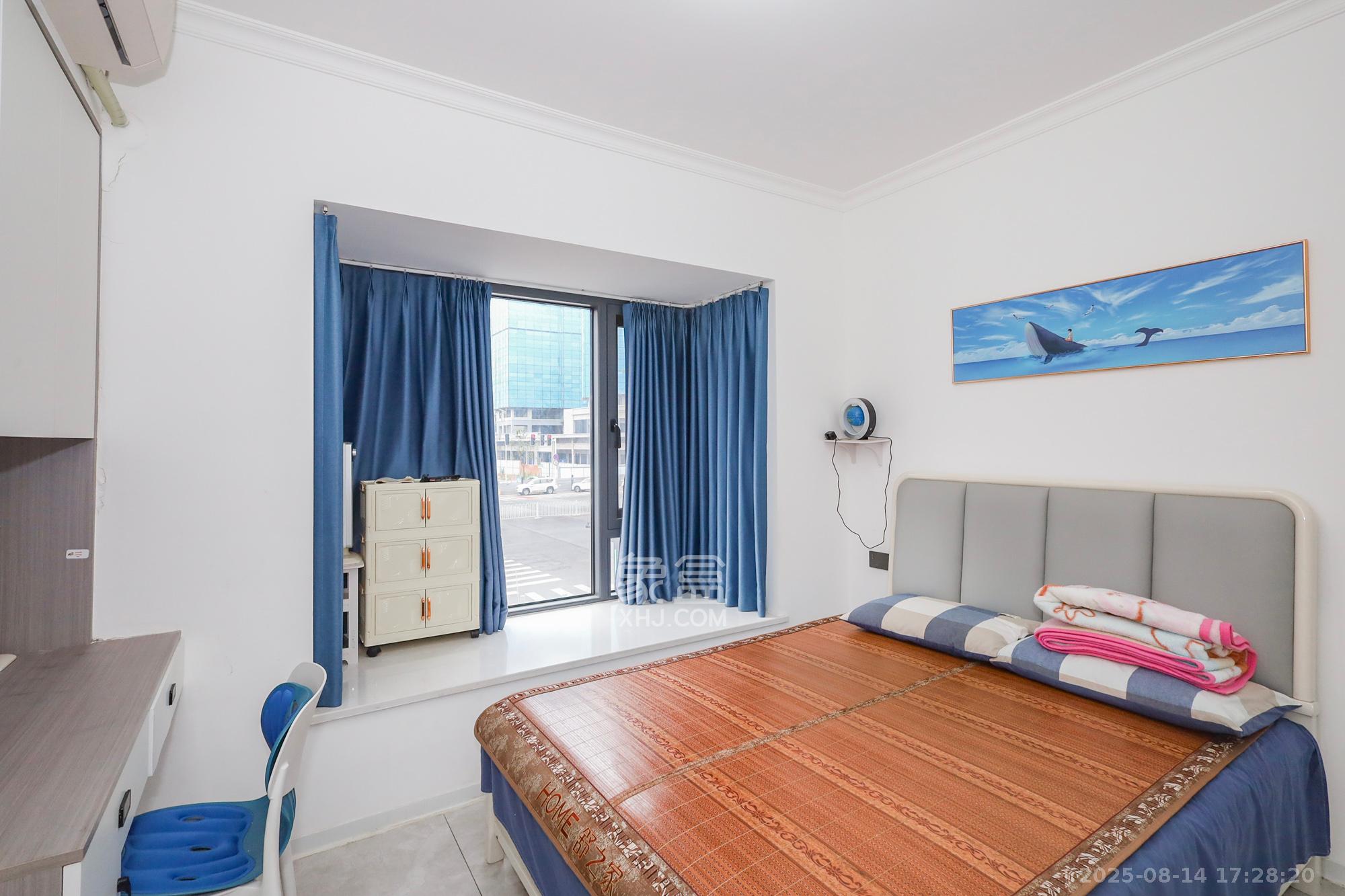 钰龙天下一期  3室2厅2卫    338.0万 钰龙天下一期  3室2厅2卫    338.0万卧室