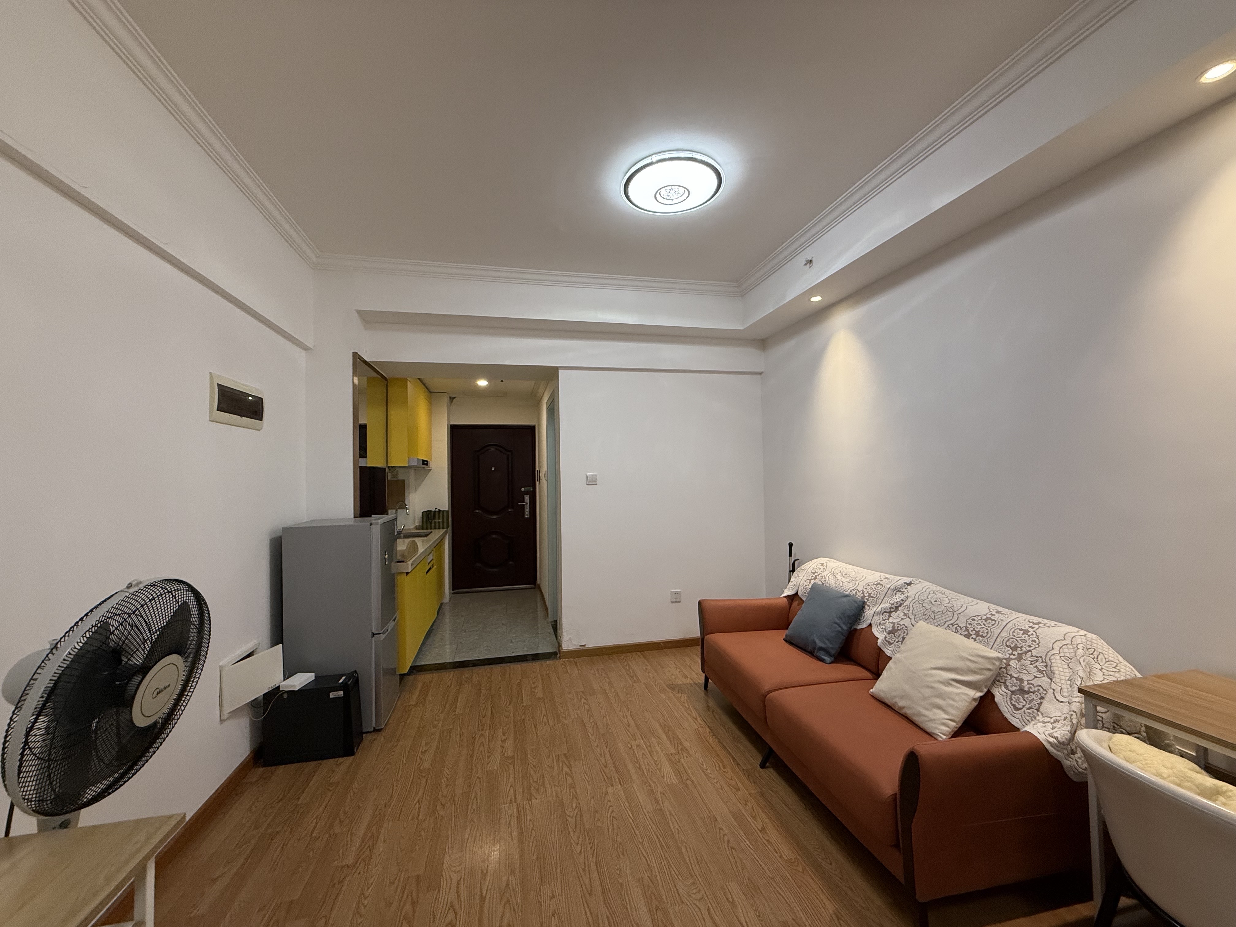 五江碧桂园城市广场  1室1厅1卫    1100.0元/月