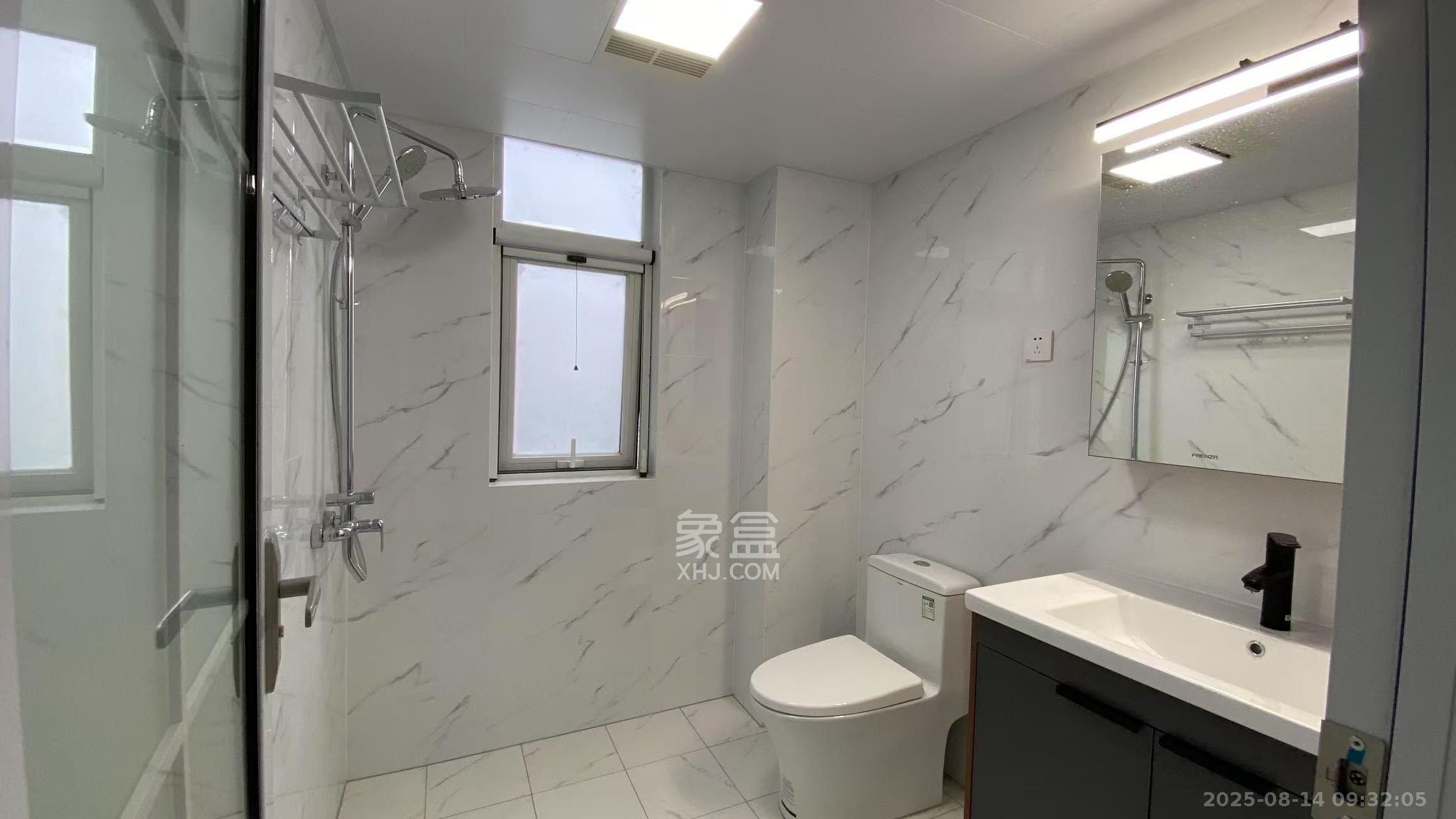 北辰三角洲C3区  3室2厅1卫    4200.0元/月 北辰三角洲C3区  3室2厅1卫    4200.0元/月室内图