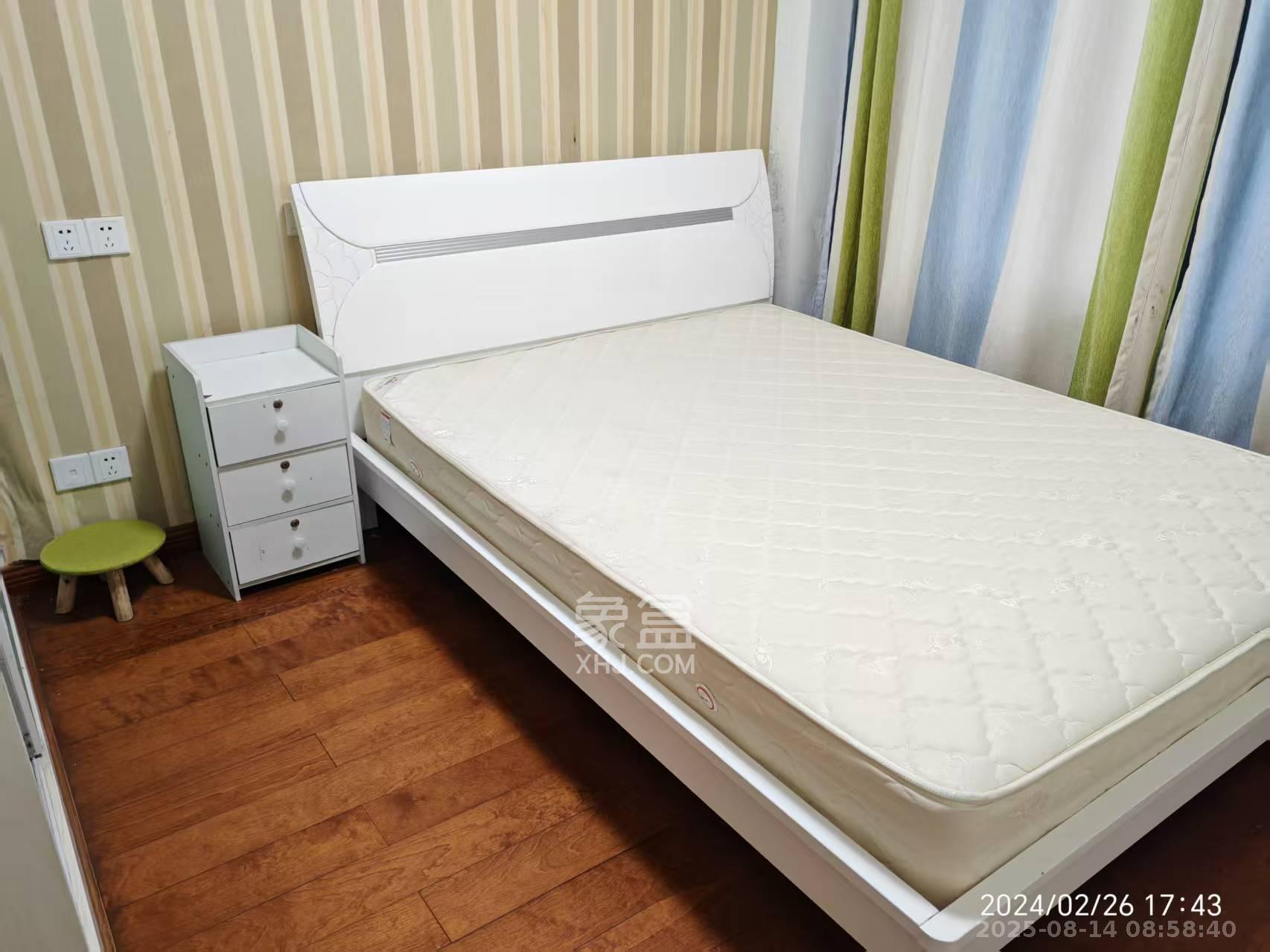 西城龙庭  3室2厅2卫   2800.00元/月室内图