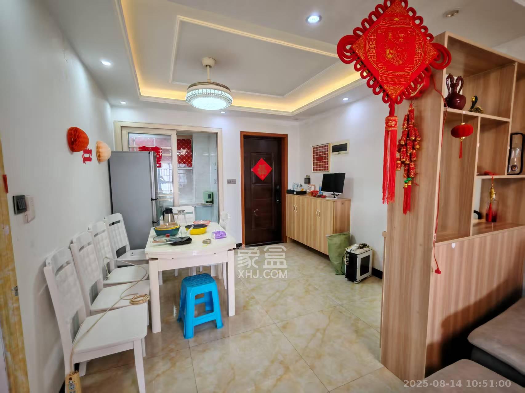 汇金城/嘉华城(二期、三期)  3室2厅2卫    3000.0元/月 汇金城/嘉华城(二期、三期)  3室2厅2卫    3000.0元/月室内图