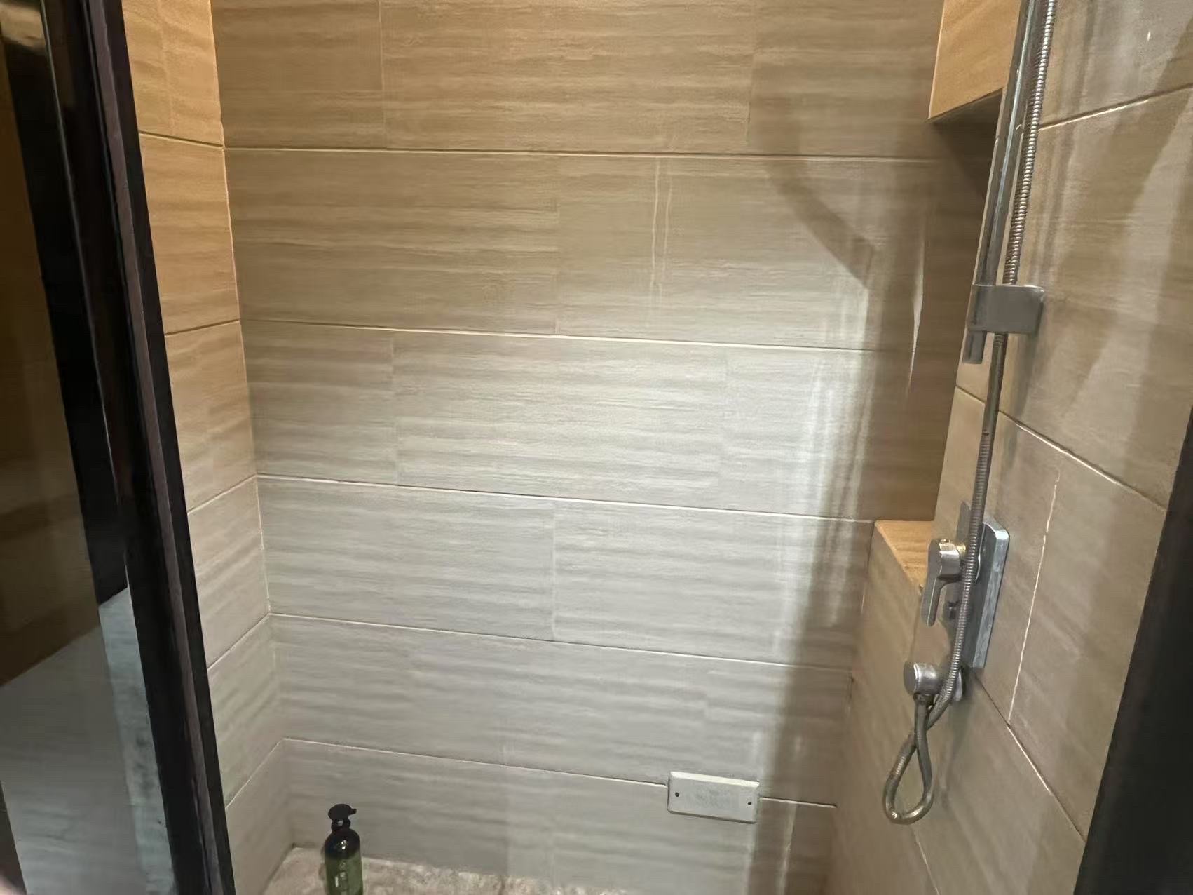 海航国际广场 1室1厅1卫 1800.0元/月 海航国际广场 1室1厅1卫 1800.0元/月室内图