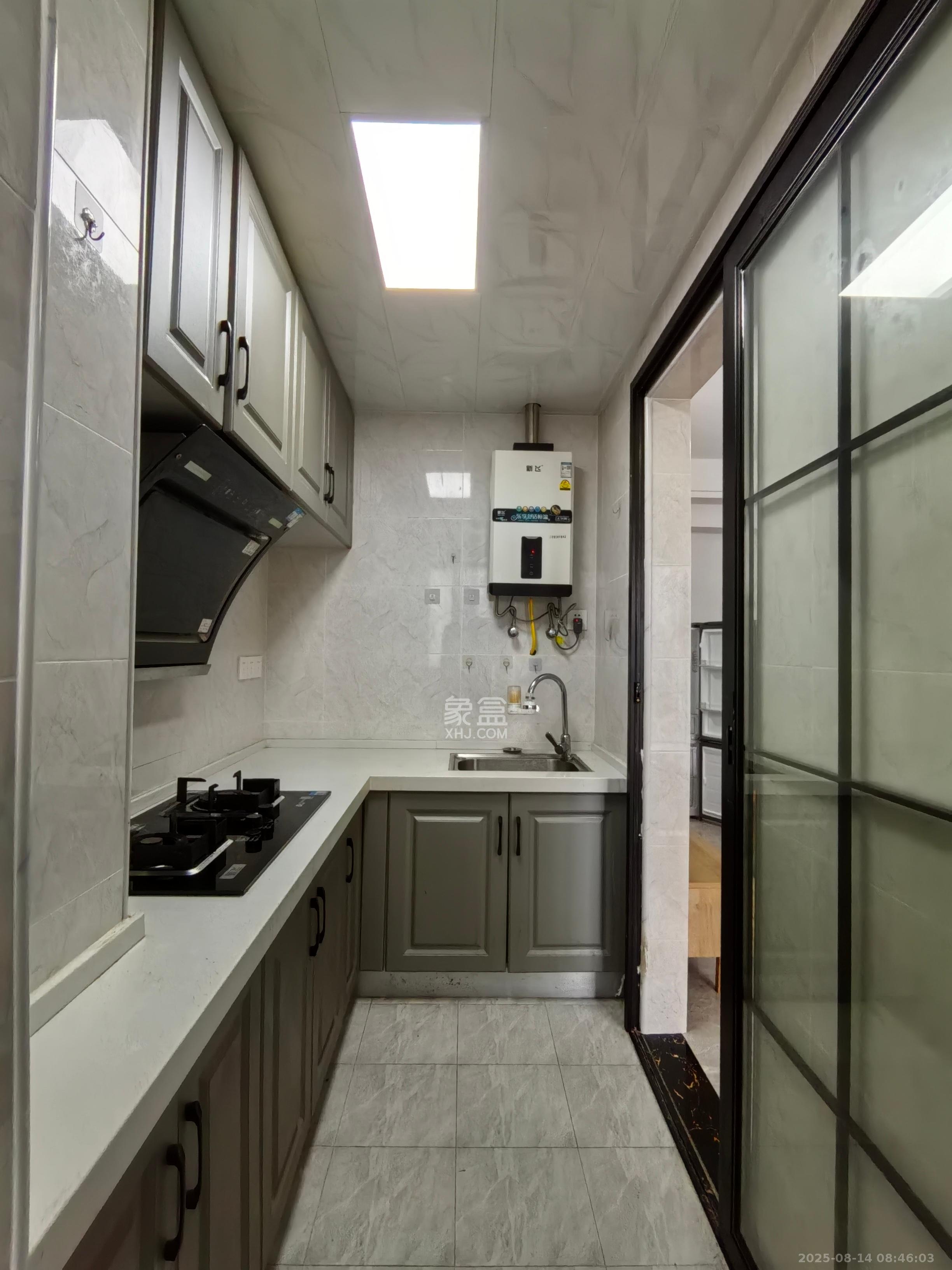 天健城  1室0厅1卫    2000.0元/月 天健城  1室0厅1卫    2000.0元/月室内图