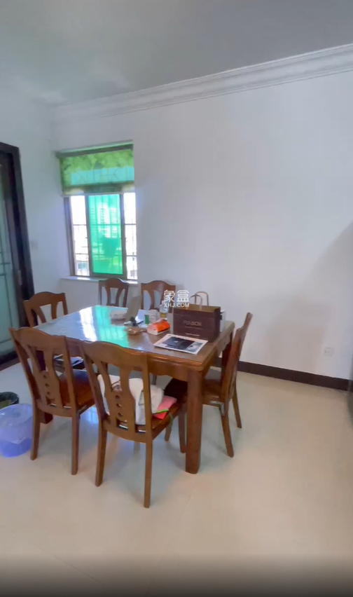 椰岛公寓 3室2厅2卫 2700.0元/月 椰岛公寓 3室2厅2卫 2700.0元/月室内图