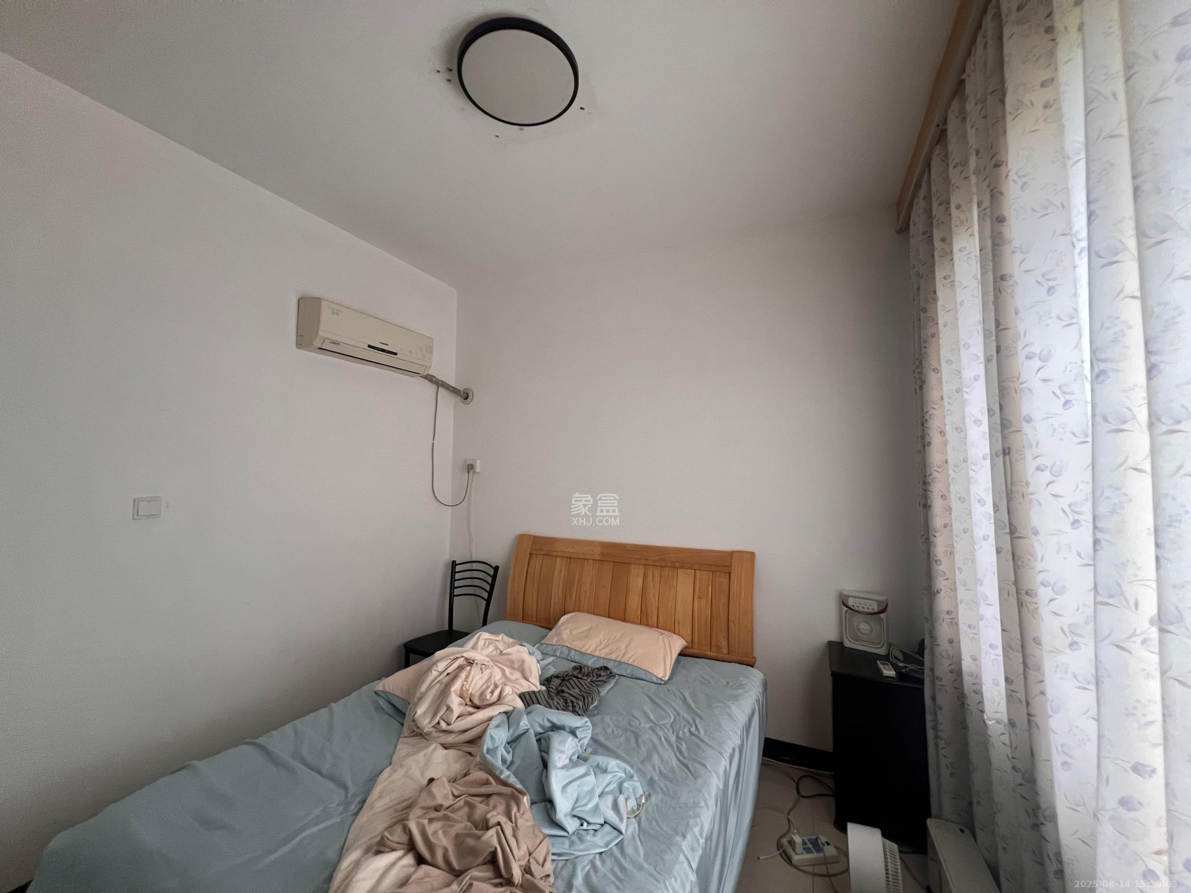 中地凯旋城  1室1厅1卫   1200.00元/月室内图