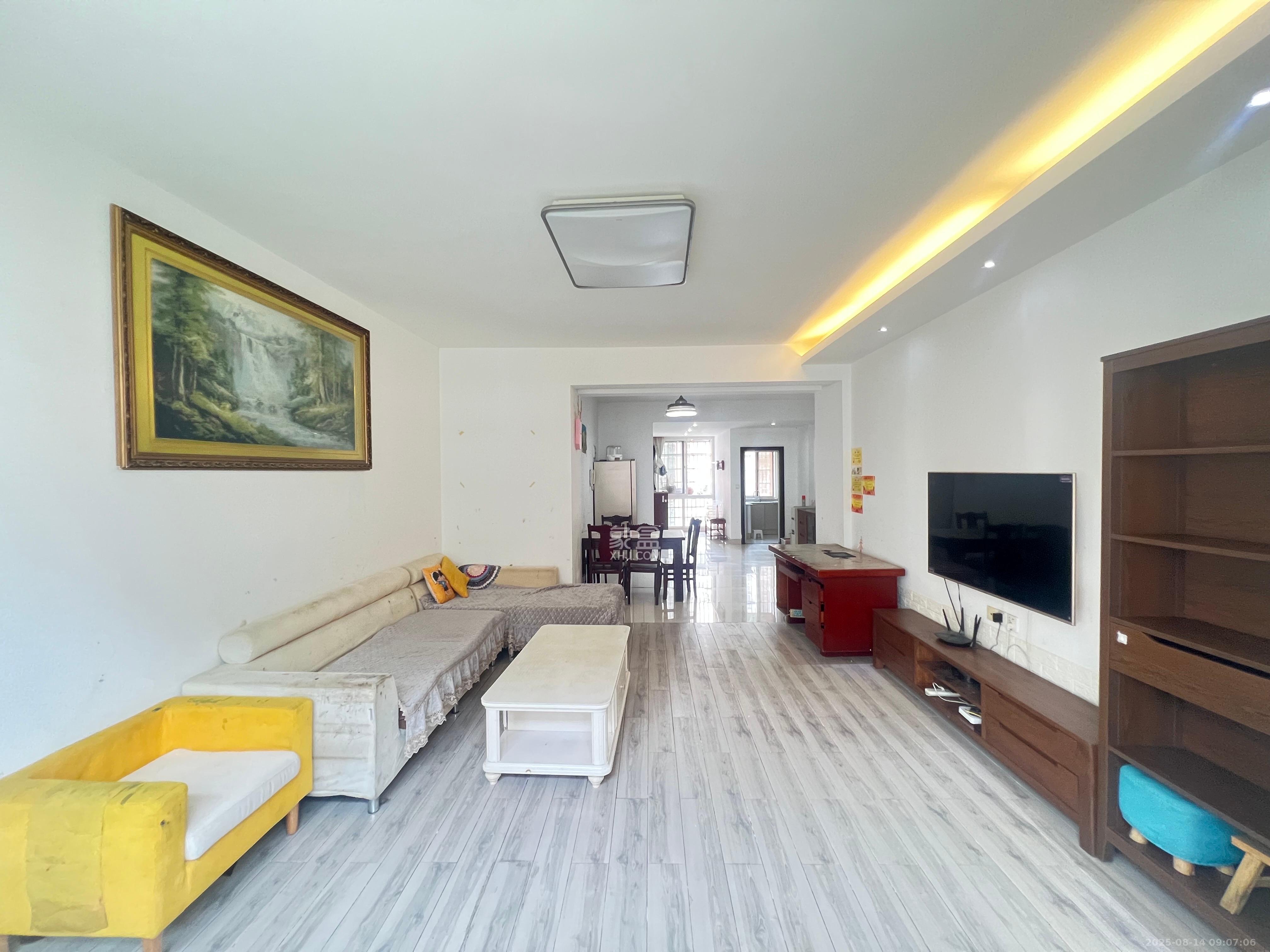 星城国际 3室2厅1卫 1800.0元/月 星城国际 3室2厅1卫 1800.0元/月室内图