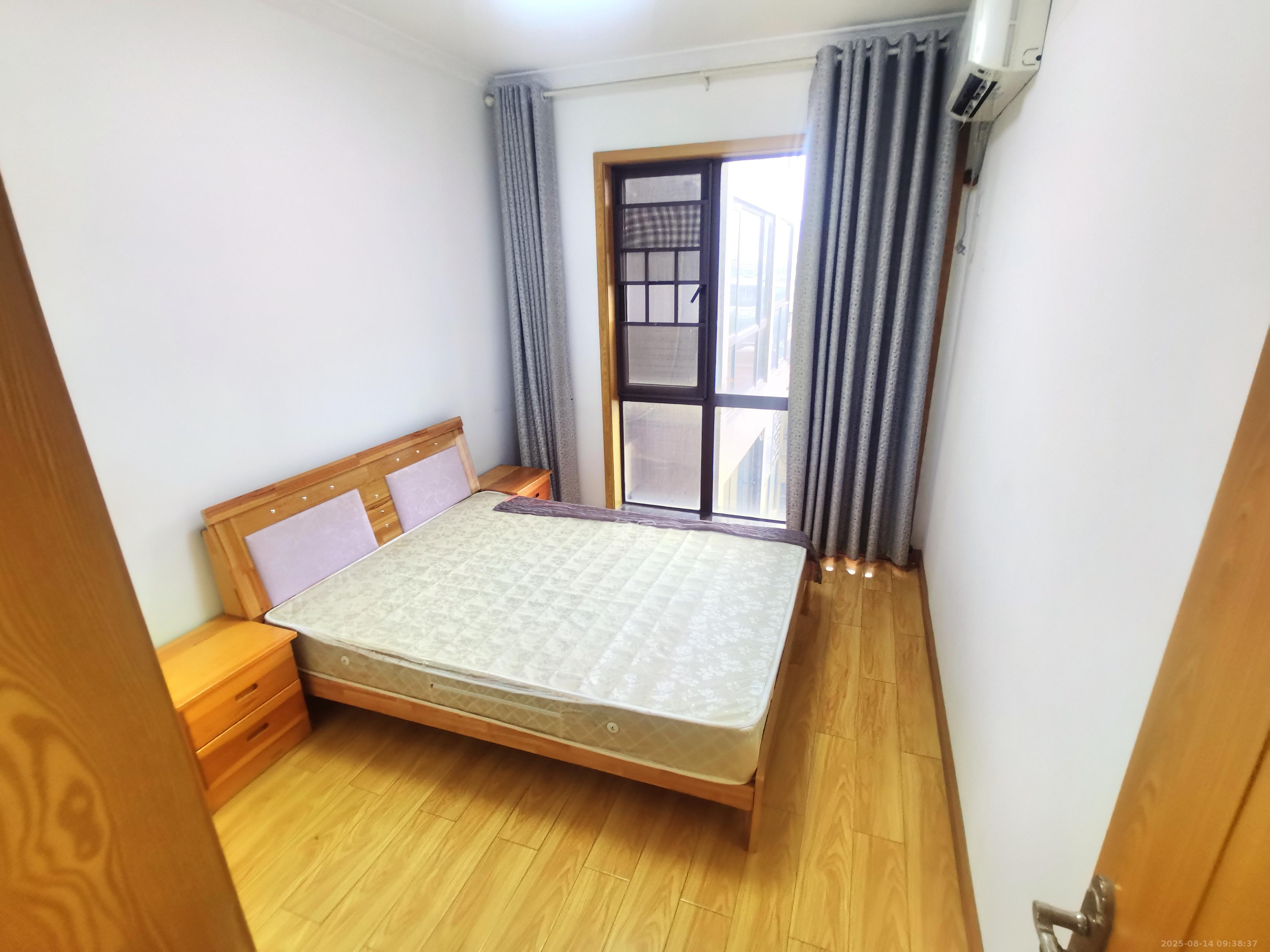 海洋半岛(月珑湾) 3室2厅2卫 2600.0元/月 海洋半岛(月珑湾) 3室2厅2卫 2600.0元/月室内图