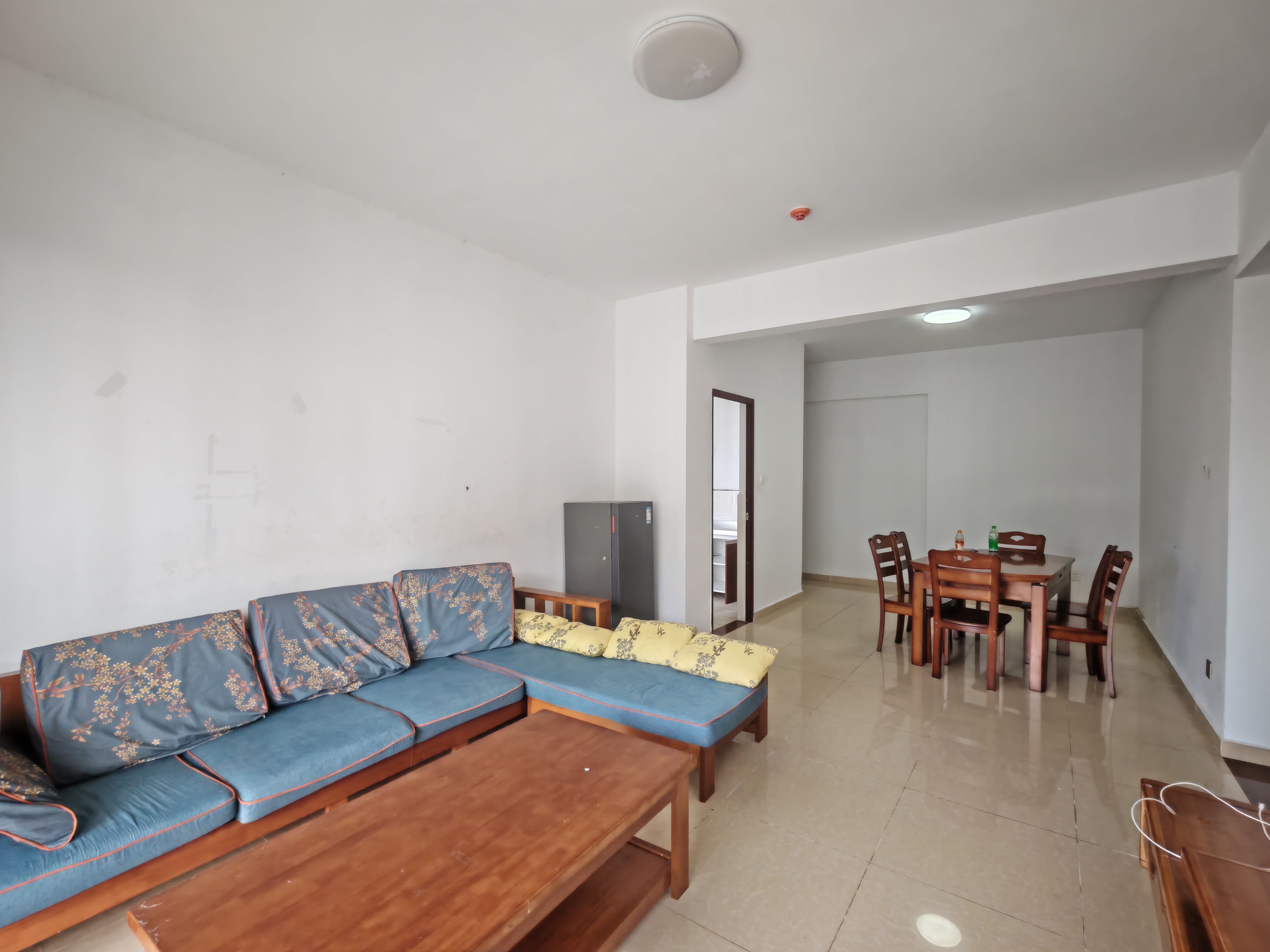 道客和悦坊 3室2厅2卫 2800.0元/月 道客和悦坊 3室2厅2卫 2800.0元/月室内图