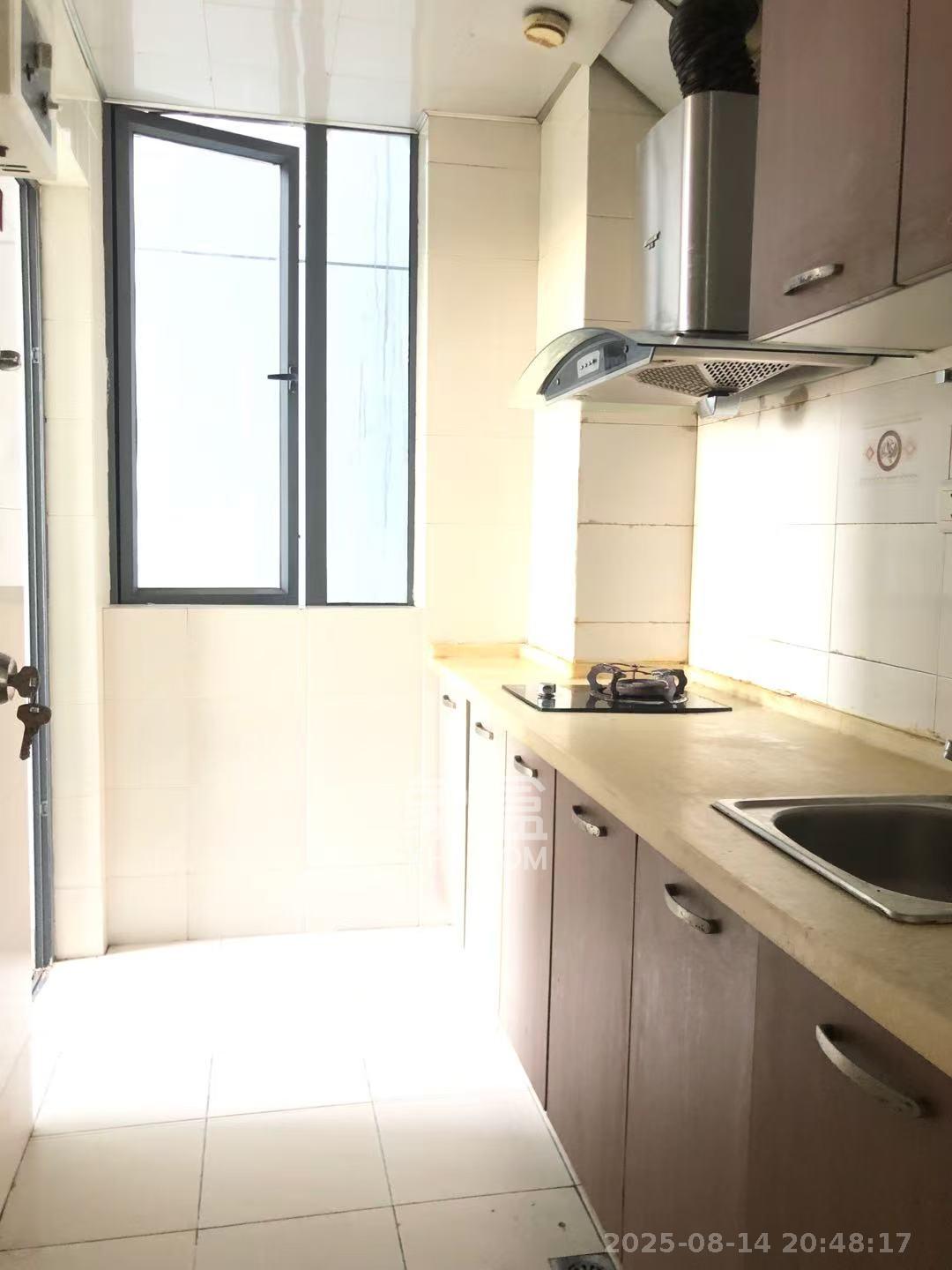 湘域中央  2室1厅1卫    2600.0元/月室内图