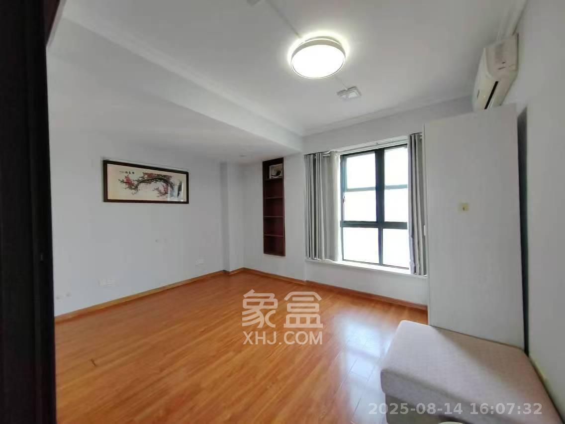 天健壹平方英里（天健芙蓉盛世二期）  4室2厅2卫    4600.0元/月室内图