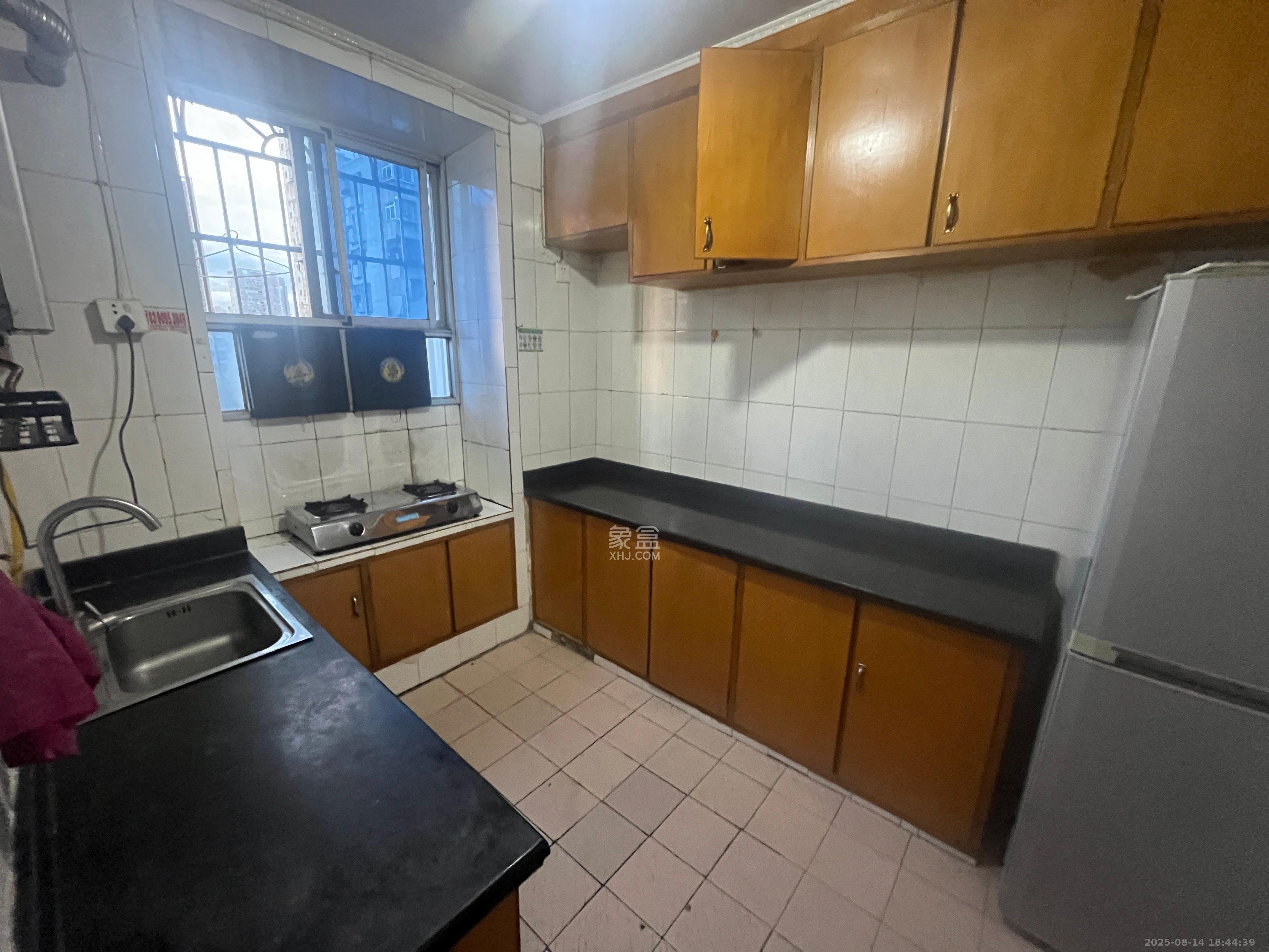 西长街散盘 2室2厅1卫 2000.0元/月 西长街散盘 2室2厅1卫 2000.0元/月室内图