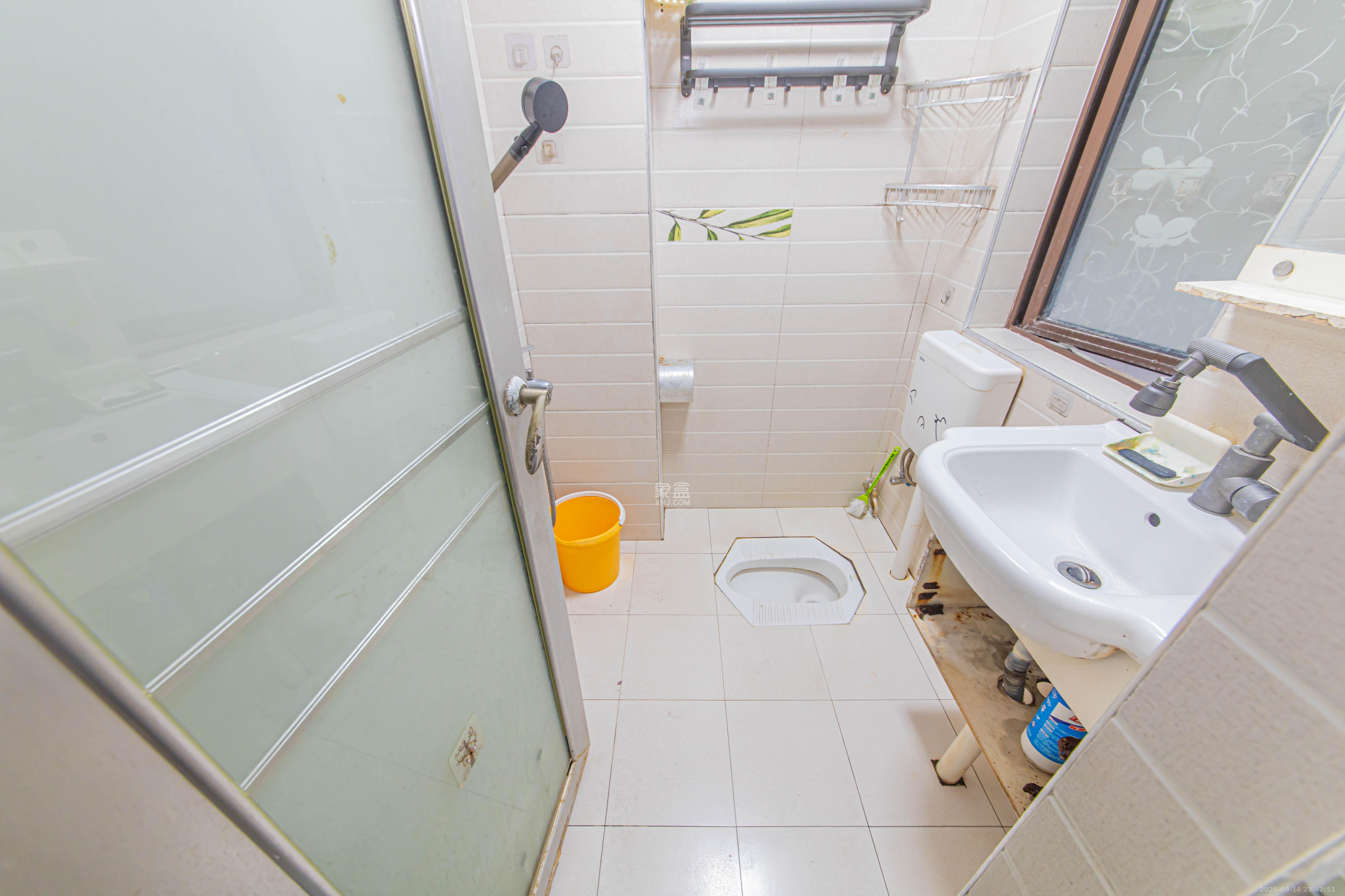 金房奥斯卡  2室2厅1卫    68.0万卫生间