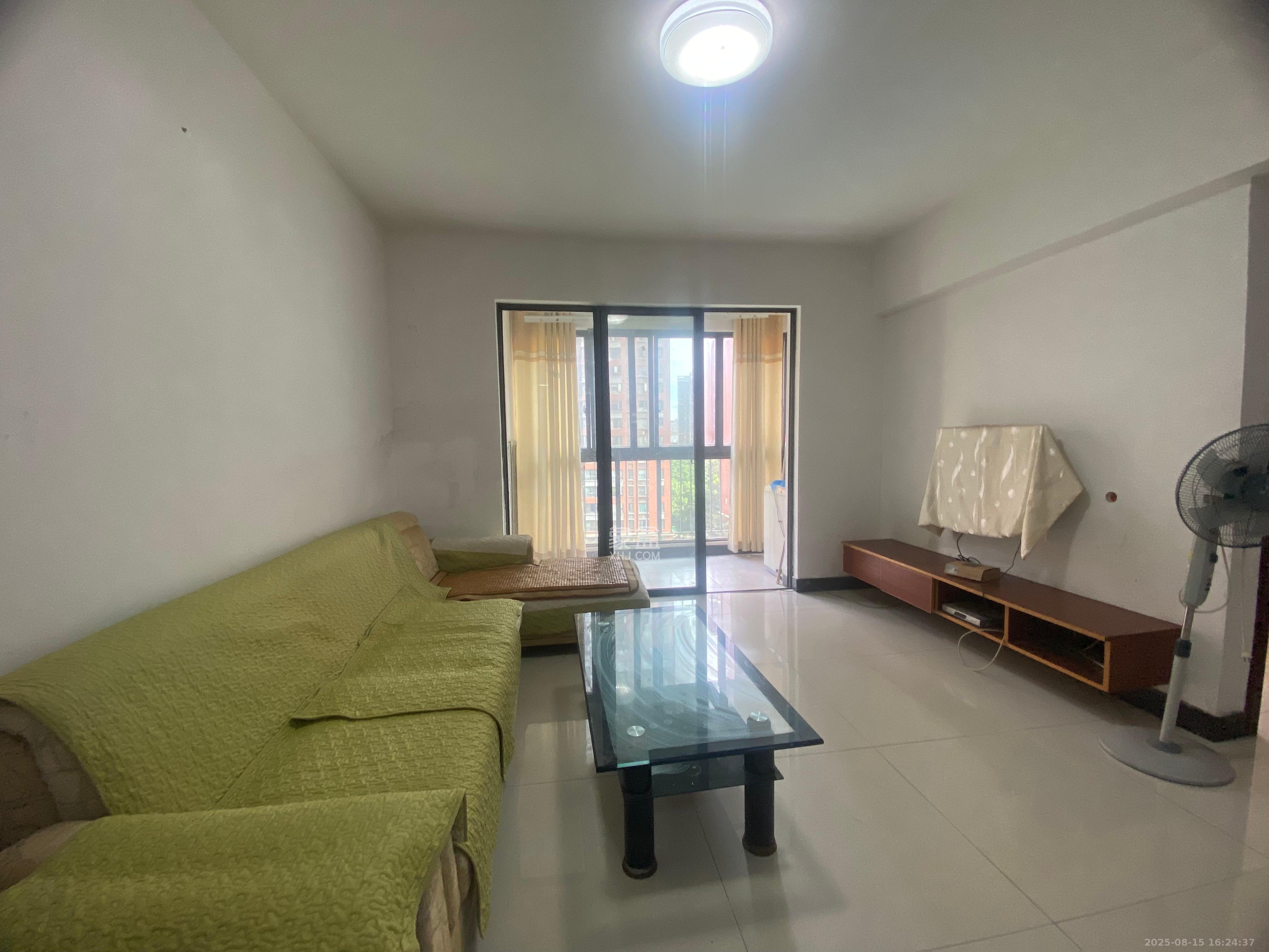 华润凤凰城二期 3室2厅1卫 1900.0元/月 华润凤凰城二期 3室2厅1卫 1900.0元/月室内图