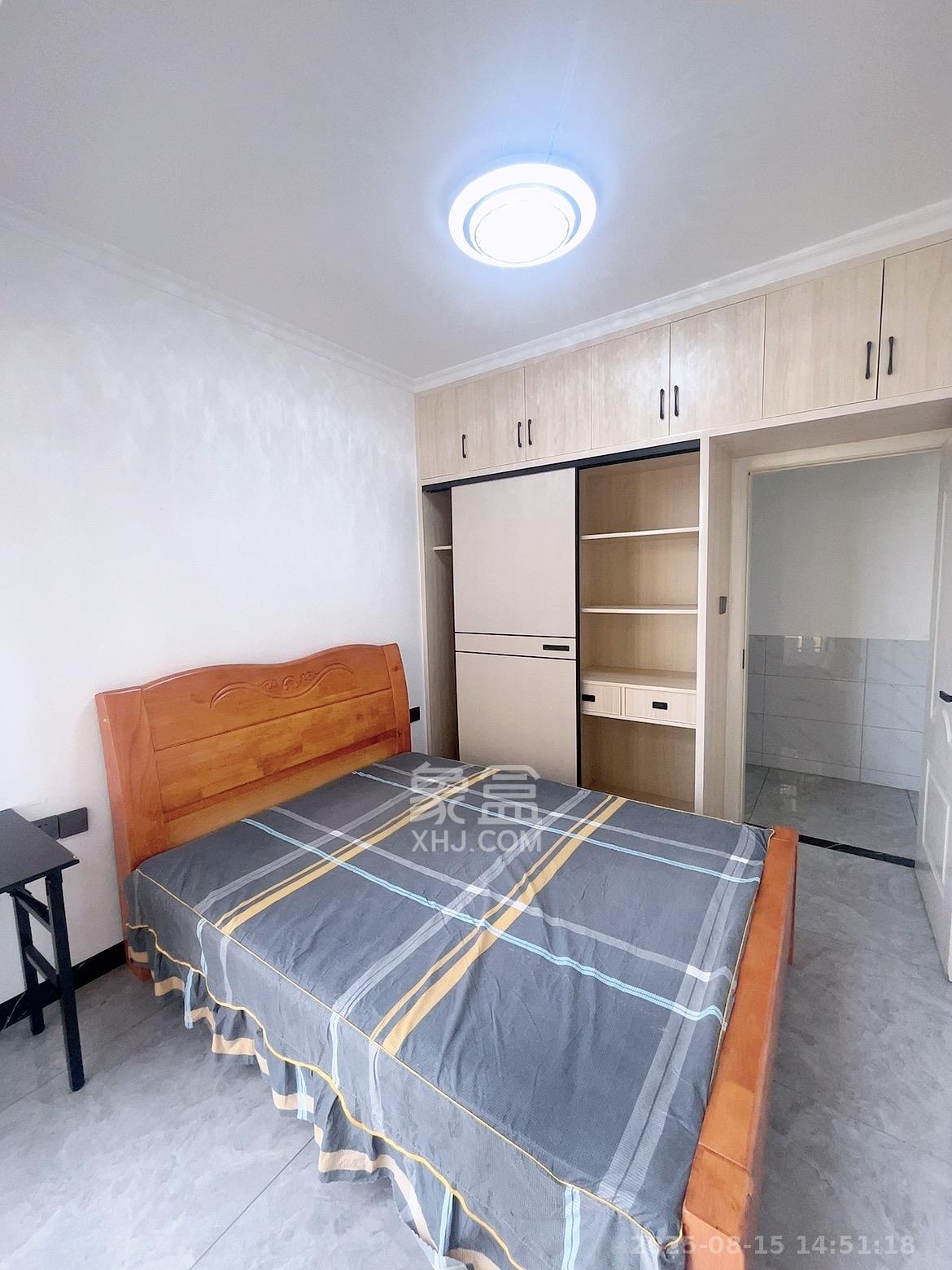 金南家园三期 3室2厅1卫 2600.0元/月 金南家园三期 3室2厅1卫 2600.0元/月室内图