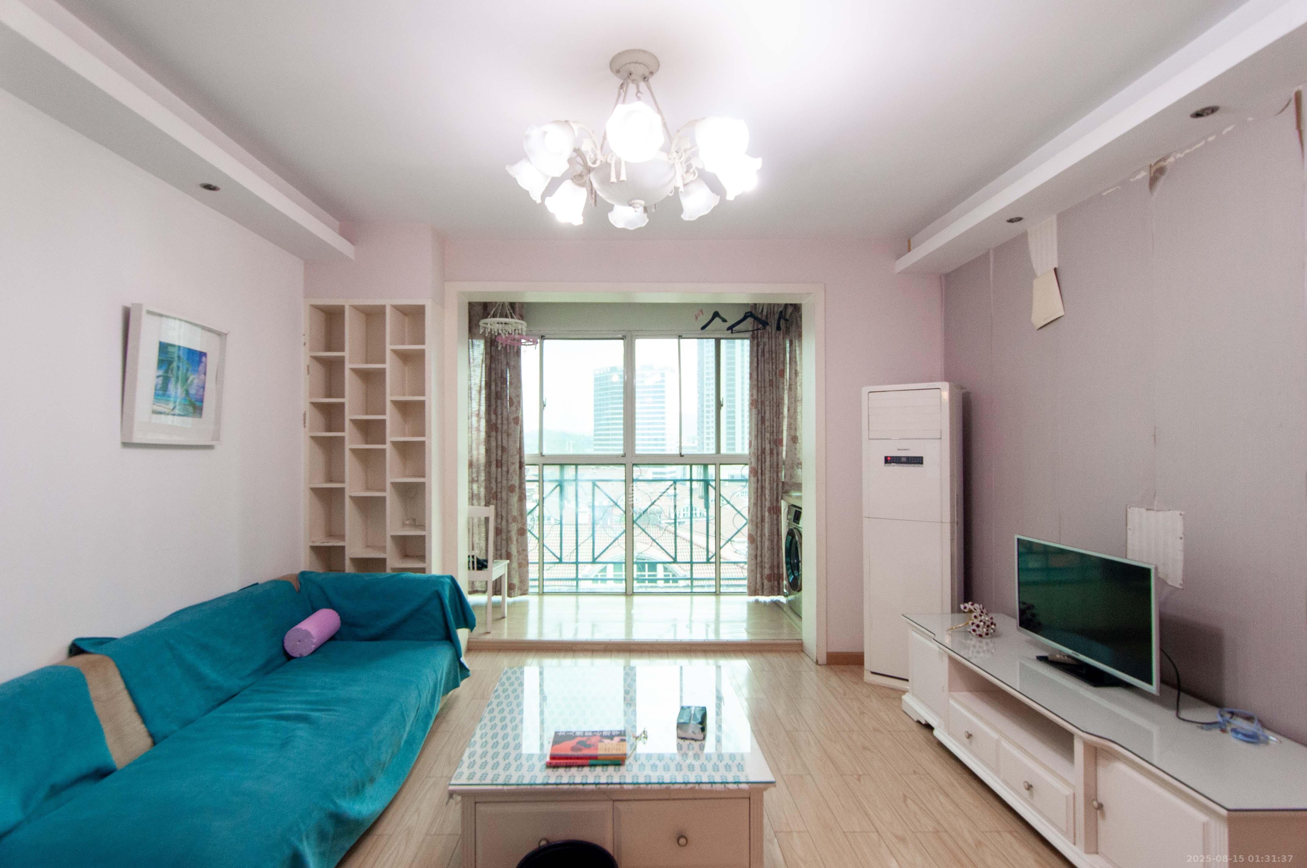 格林星城 2室2厅1卫 78.0万 格林星城 2室2厅1卫 78.0万客厅