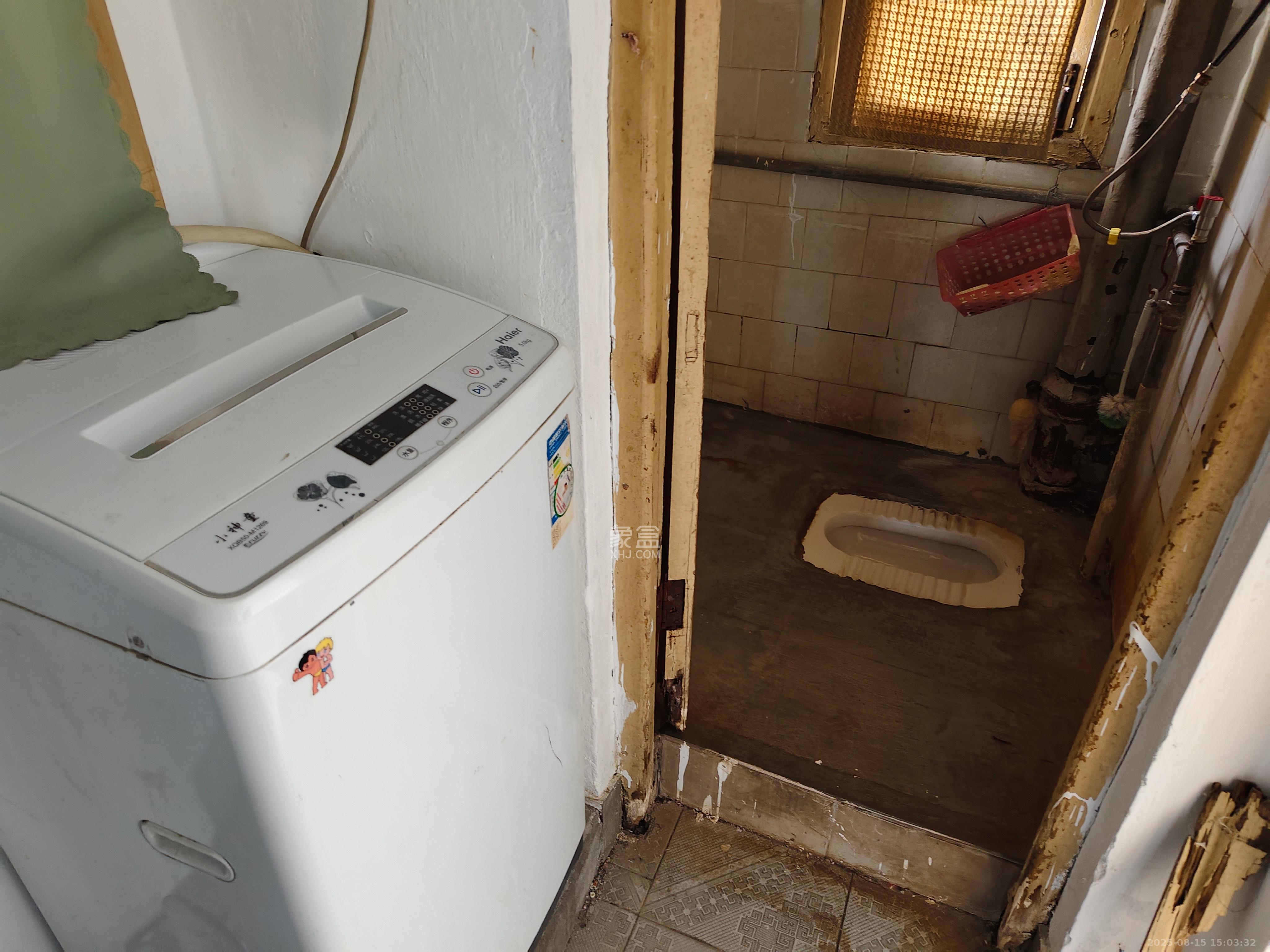 涂家冲社区(涂新小区、农商银行宿舍) 2室1厅1卫 1400.0元/月 涂家冲社区(涂新小区、农商银行宿舍) 2室1厅1卫 1400.0元/月室内图