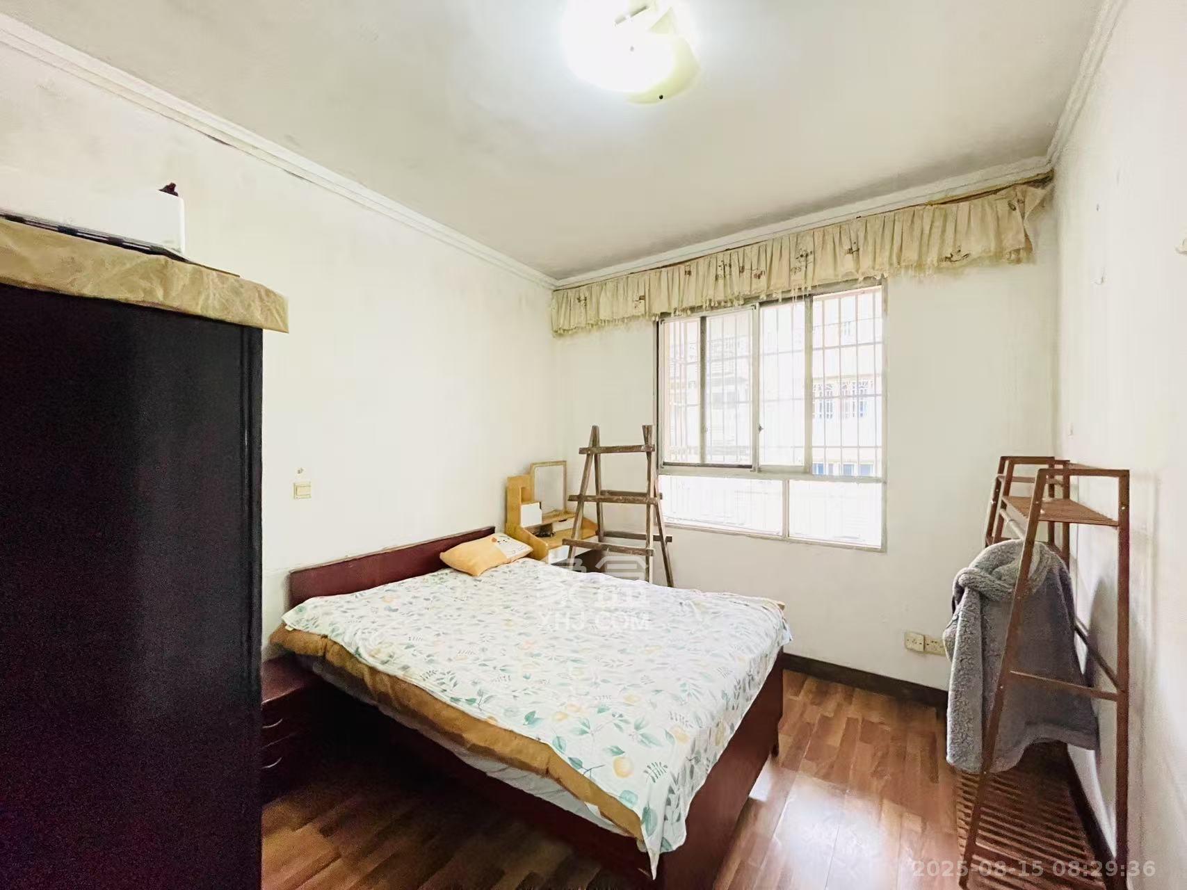 公交金盆小区  2室1厅1卫    1200.0元/月室内图