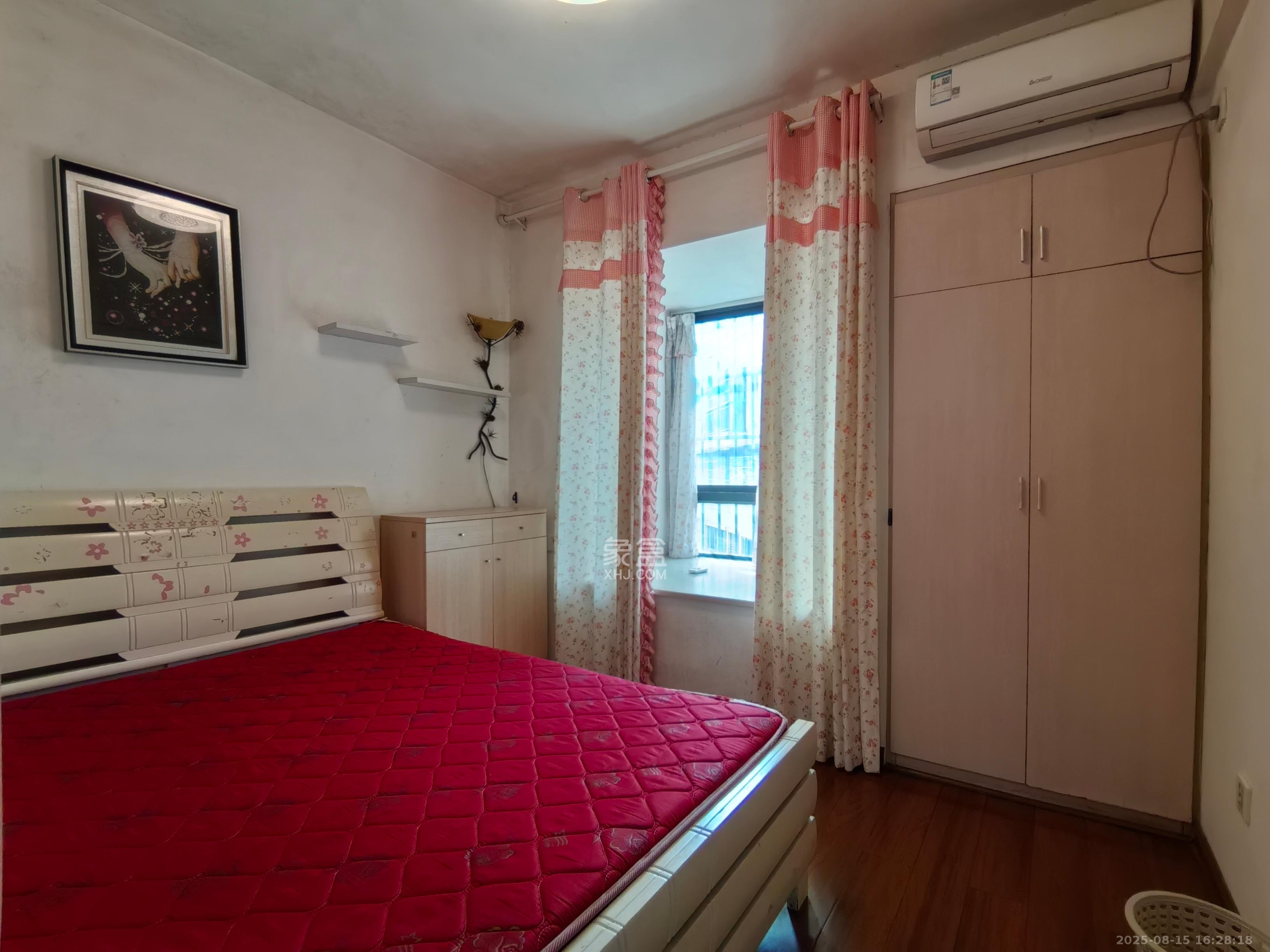 保利麓谷林语A区  3室2厅1卫    2400.0元/月 保利麓谷林语A区  3室2厅1卫    2400.0元/月室内图