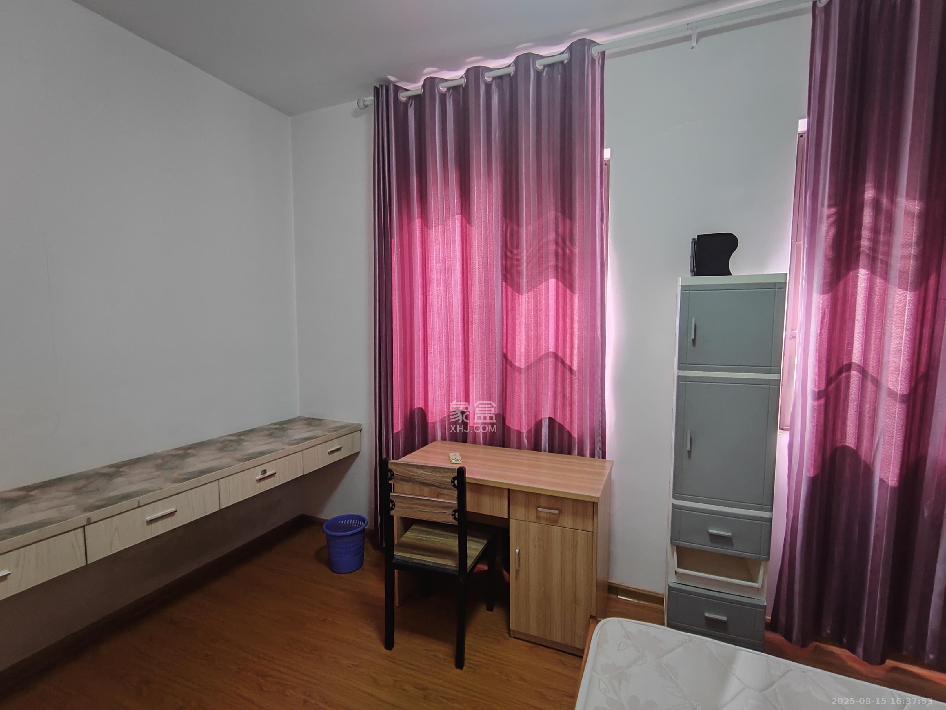 大鸿杰座 2室2厅1卫 2600.0元/月 大鸿杰座 2室2厅1卫 2600.0元/月室内图