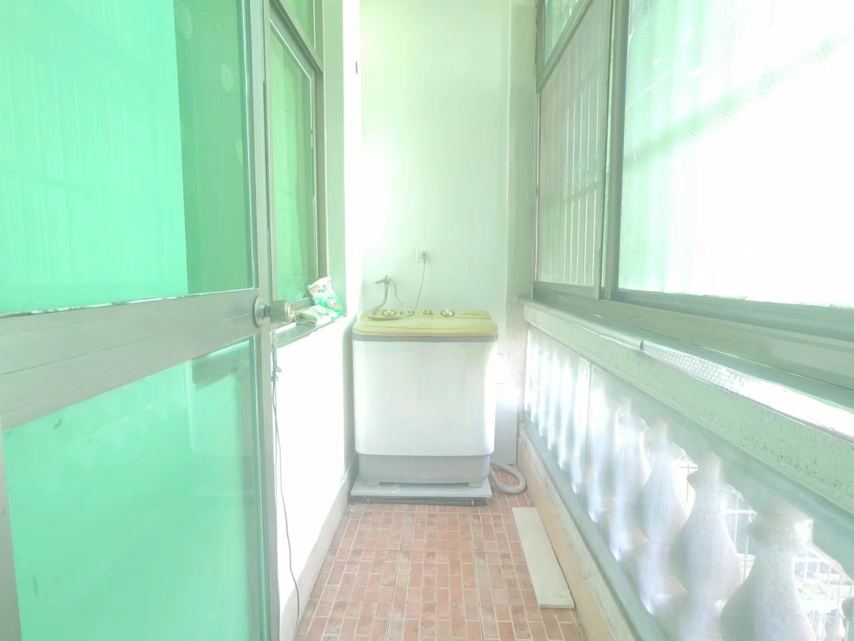 阳光巴洛克小区 3室2厅1卫 2300.0元/月 阳光巴洛克小区 3室2厅1卫 2300.0元/月室内图