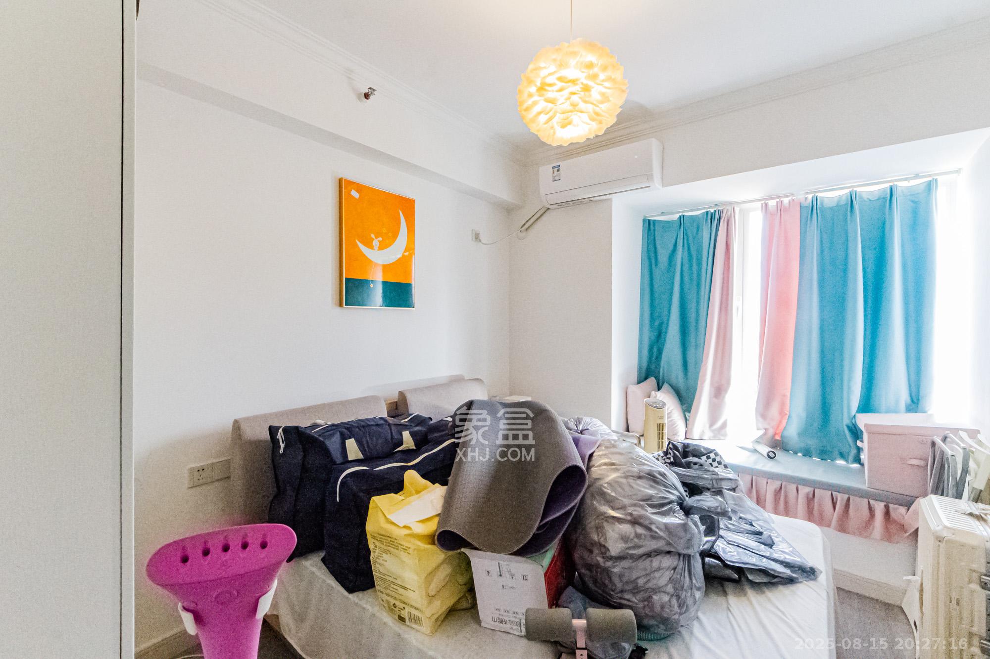 北辰三角洲E7区  3室2厅2卫    165.0万 北辰三角洲E7区  3室2厅2卫    165.0万卧室