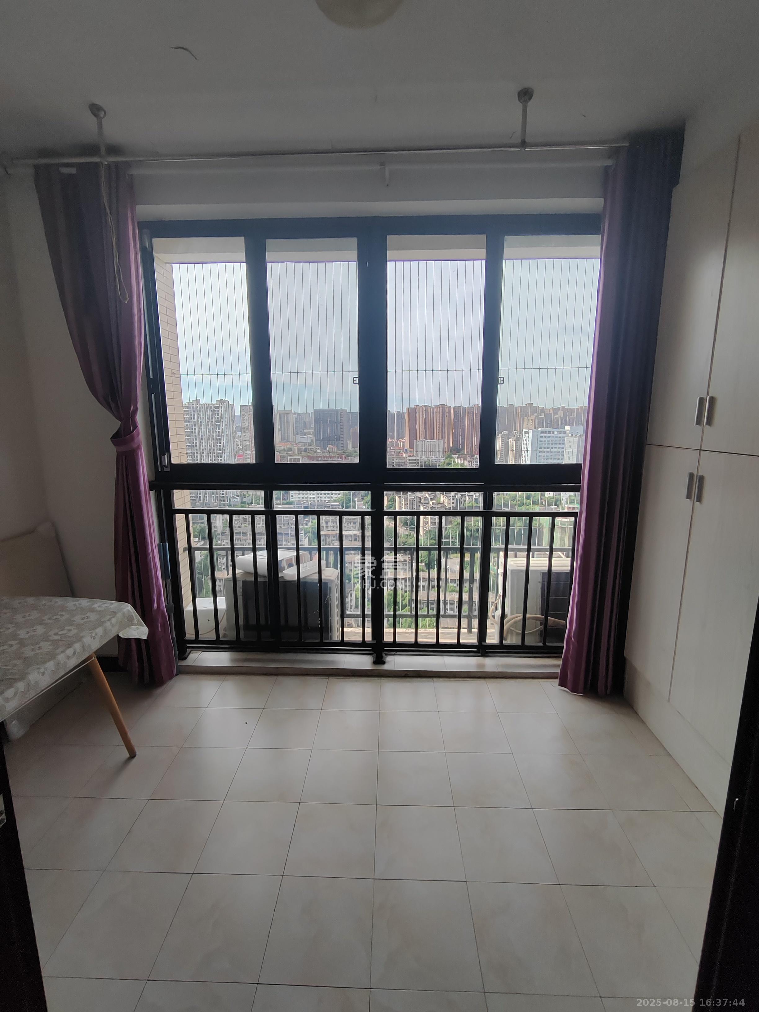 大鸿杰座 2室2厅1卫 2600.0元/月 大鸿杰座 2室2厅1卫 2600.0元/月室内图