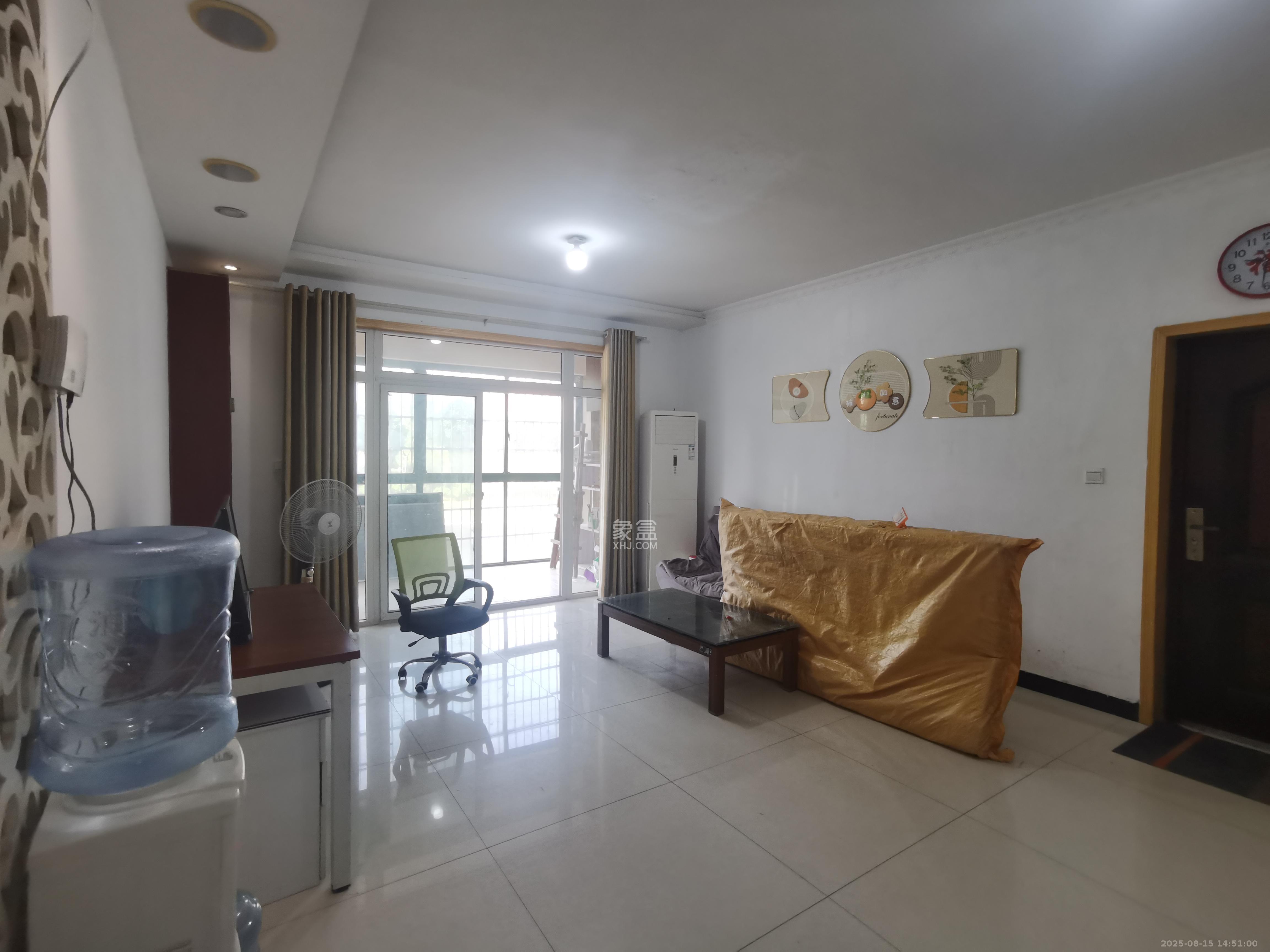 博雅湘水湾  3室2厅2卫    1800.0元/月室内图