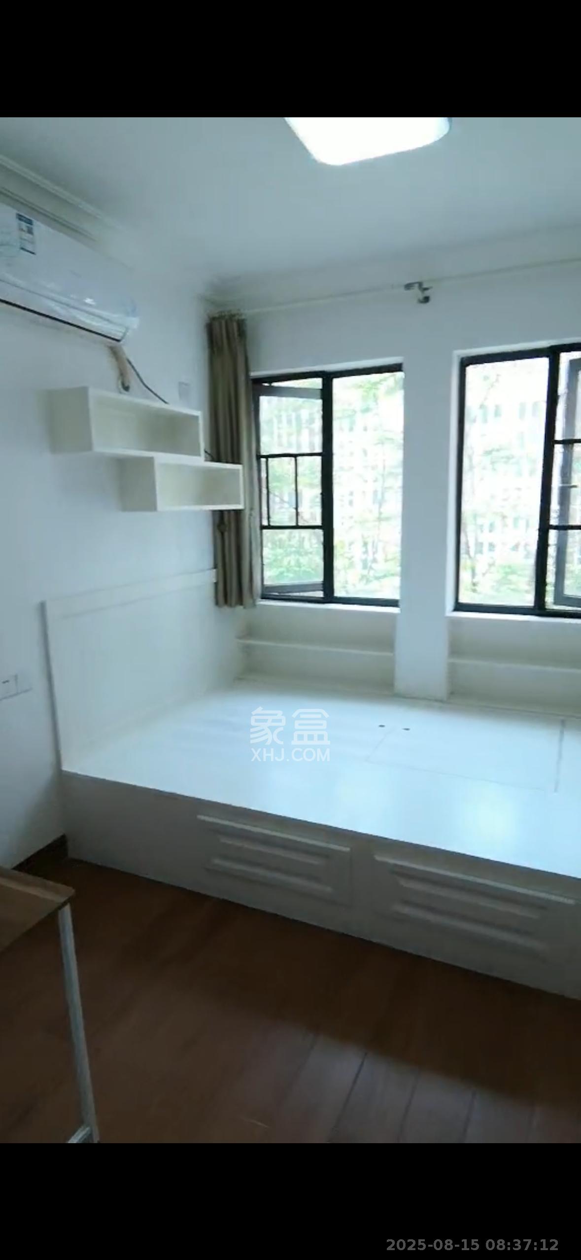 中建芙蓉工社  1室1厅1卫    1700.0元/月 中建芙蓉工社  1室1厅1卫    1700.0元/月室内图1