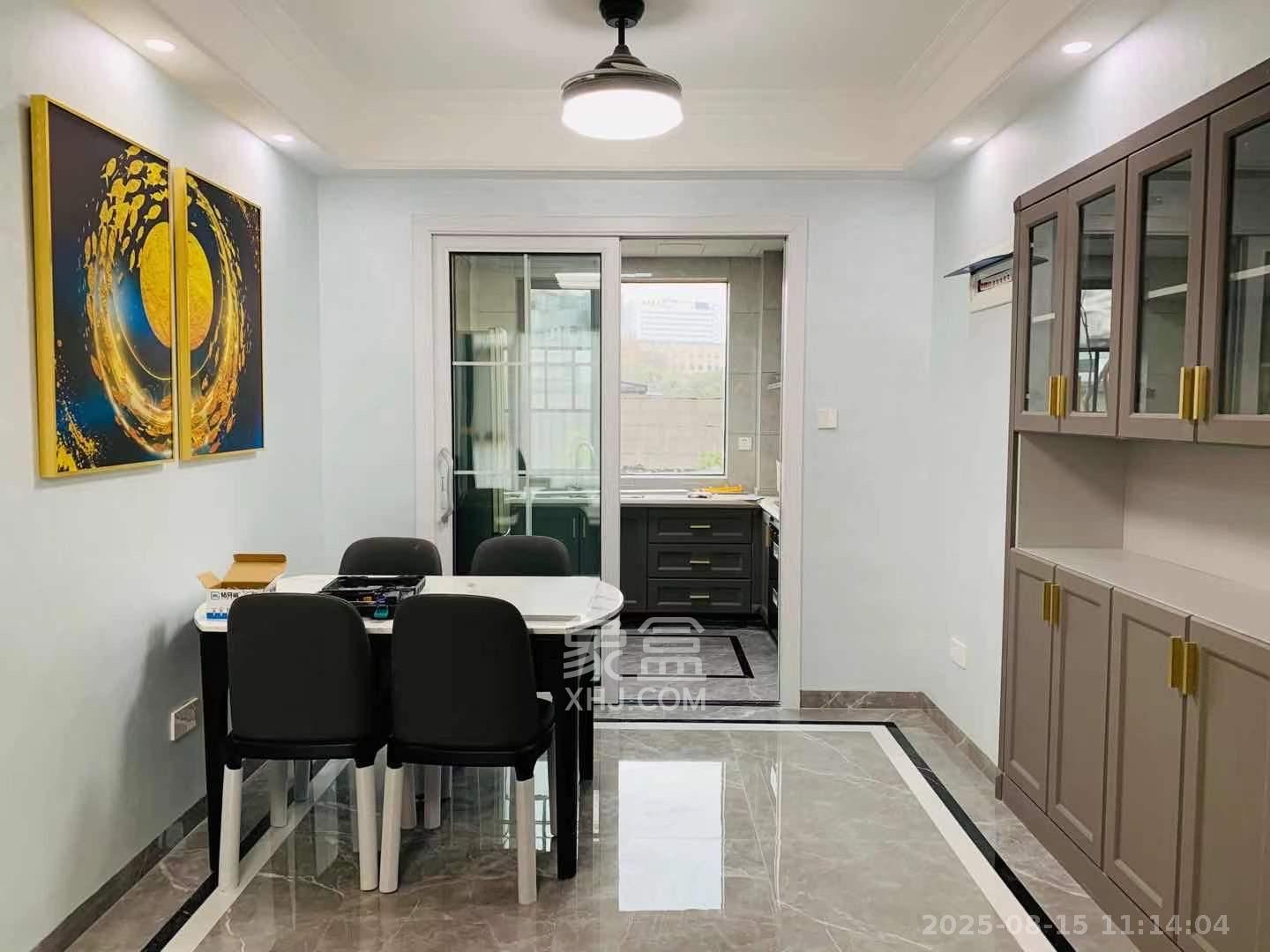 振业城三期  4室2厅2卫    4500.0元/月室内图