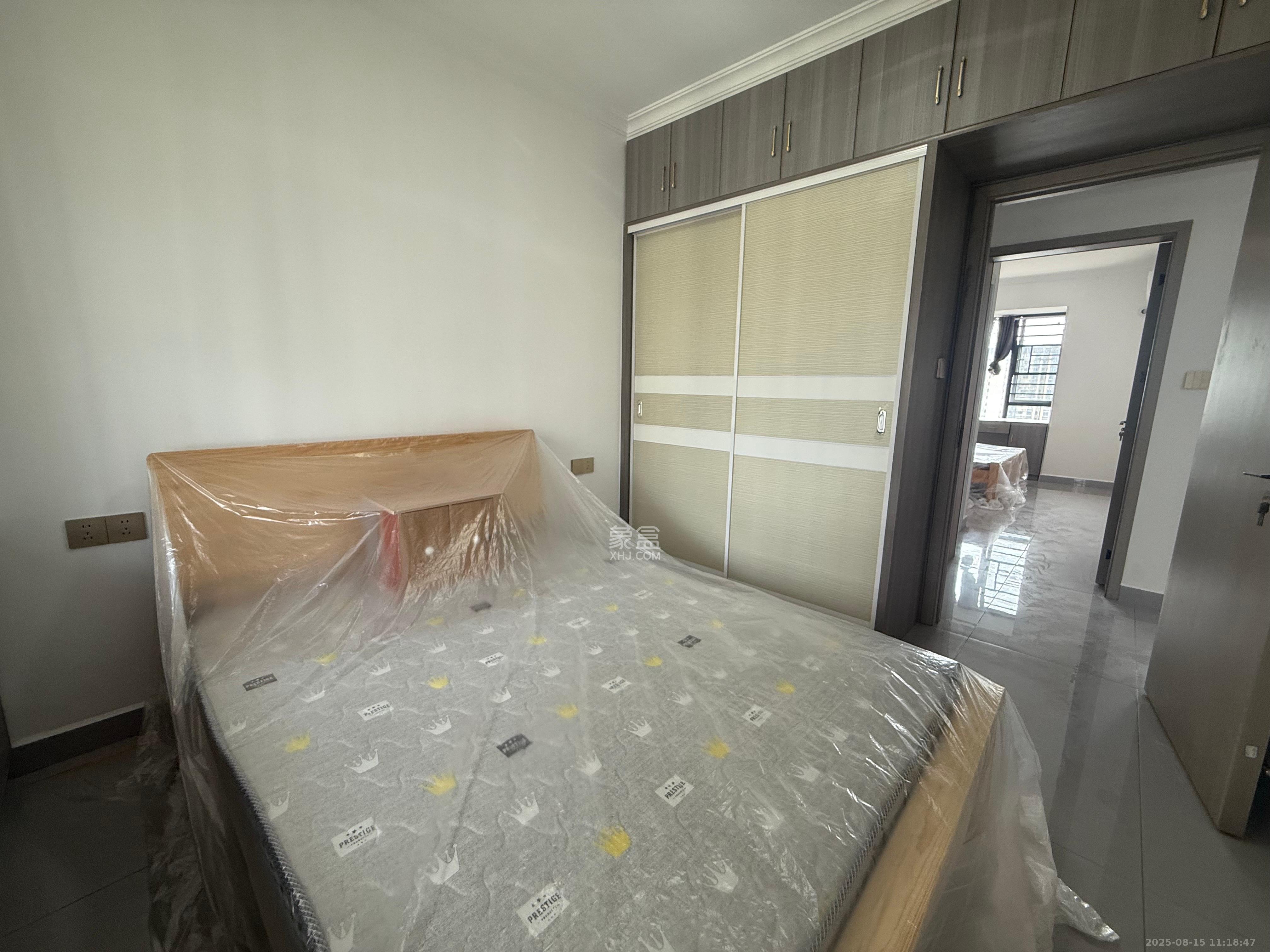 真人桥家园二期  3室2厅2卫    2200.0元/月室内图