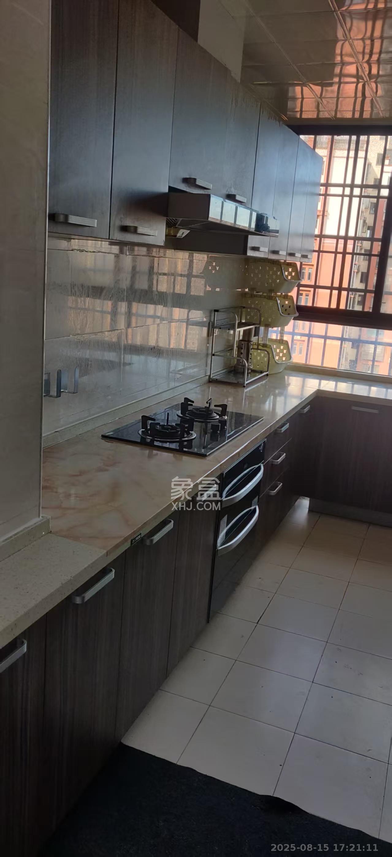 珠江东方明珠(新地东方明珠)三期  4室2厅2卫    2000.0元/月 珠江东方明珠(新地东方明珠)三期  4室2厅2卫    2000.0元/月室内图