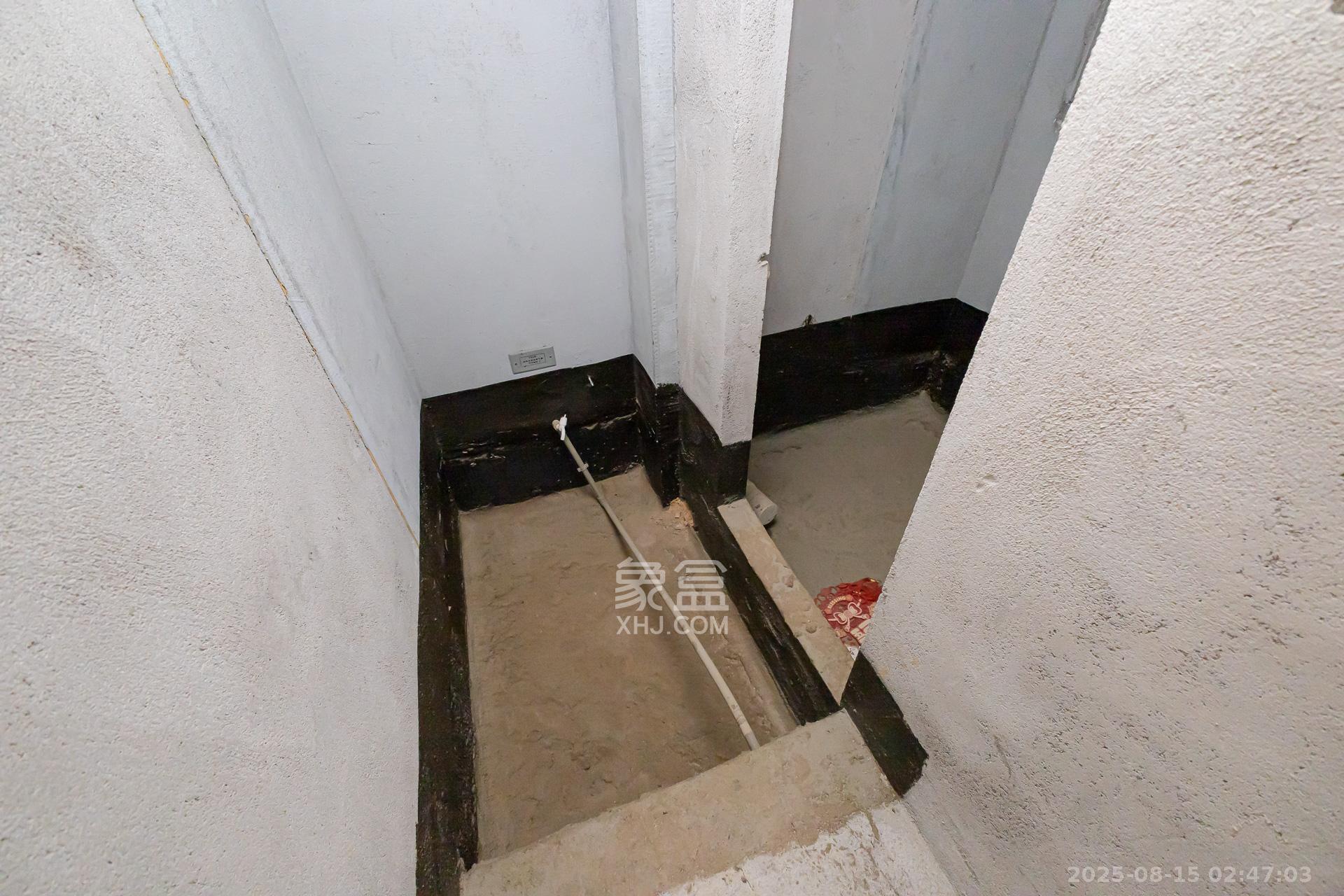 润和湘江天地D区 4室2厅2卫 136.0万 润和湘江天地D区 4室2厅2卫 136.0万卫生间