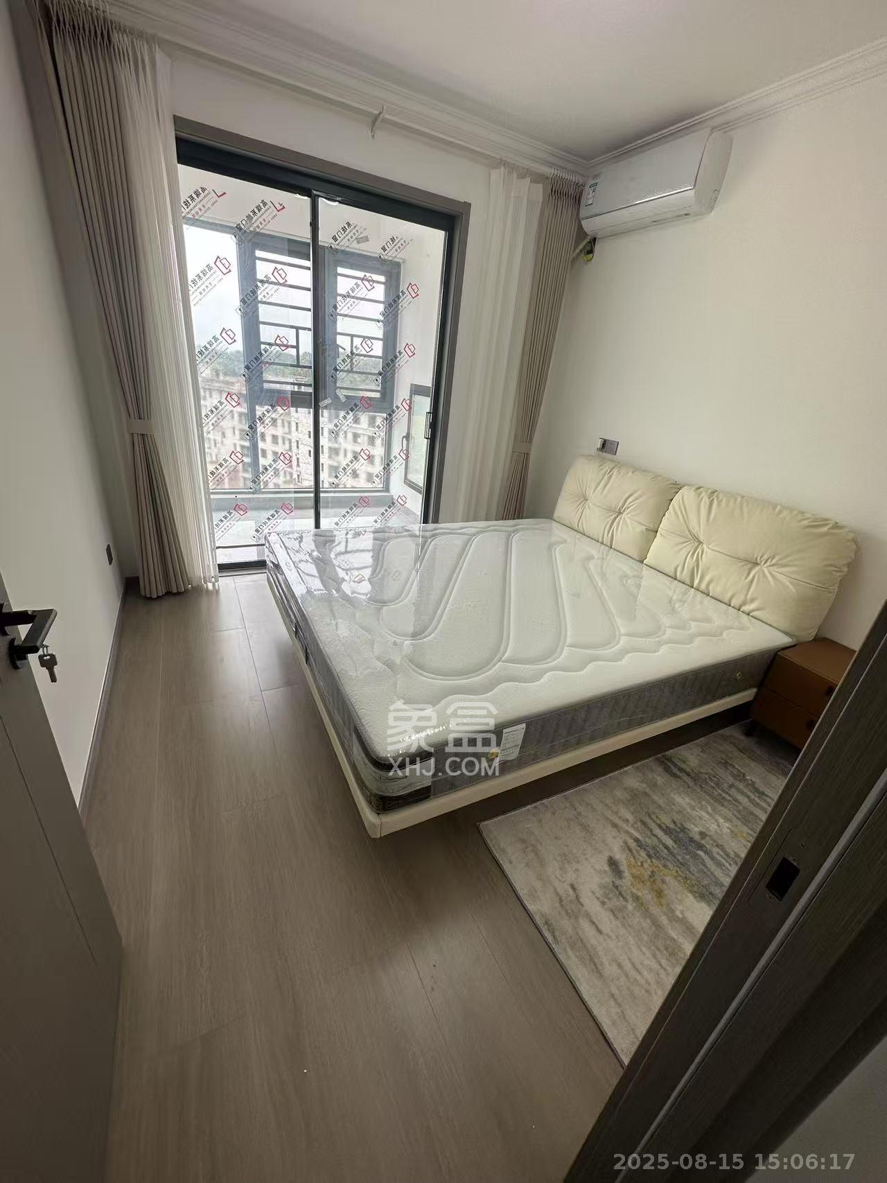 长沙院子 3室2厅2卫 2000.0元/月 长沙院子 3室2厅2卫 2000.0元/月室内图