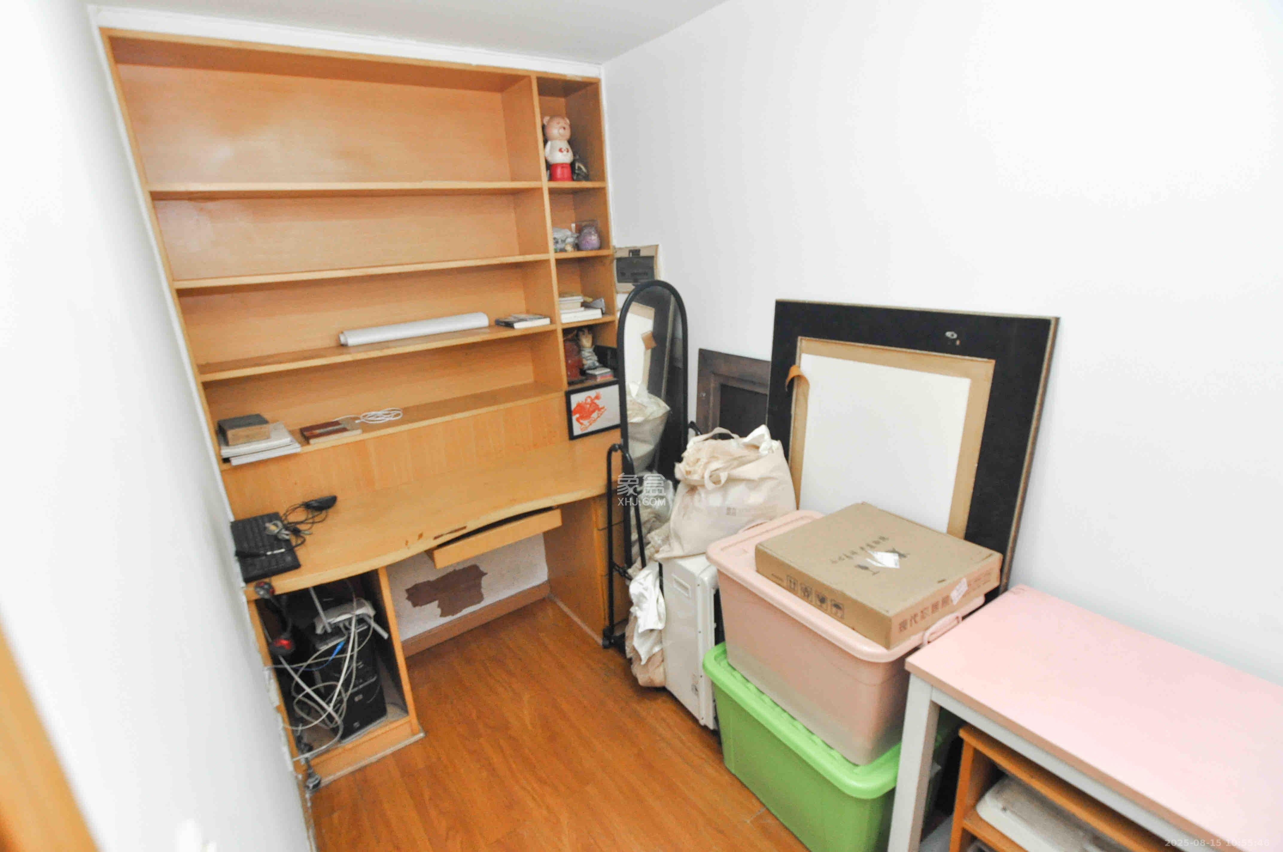 望兴景园一期 3室2厅2卫 2400.0元/月 望兴景园一期 3室2厅2卫 2400.0元/月室内图