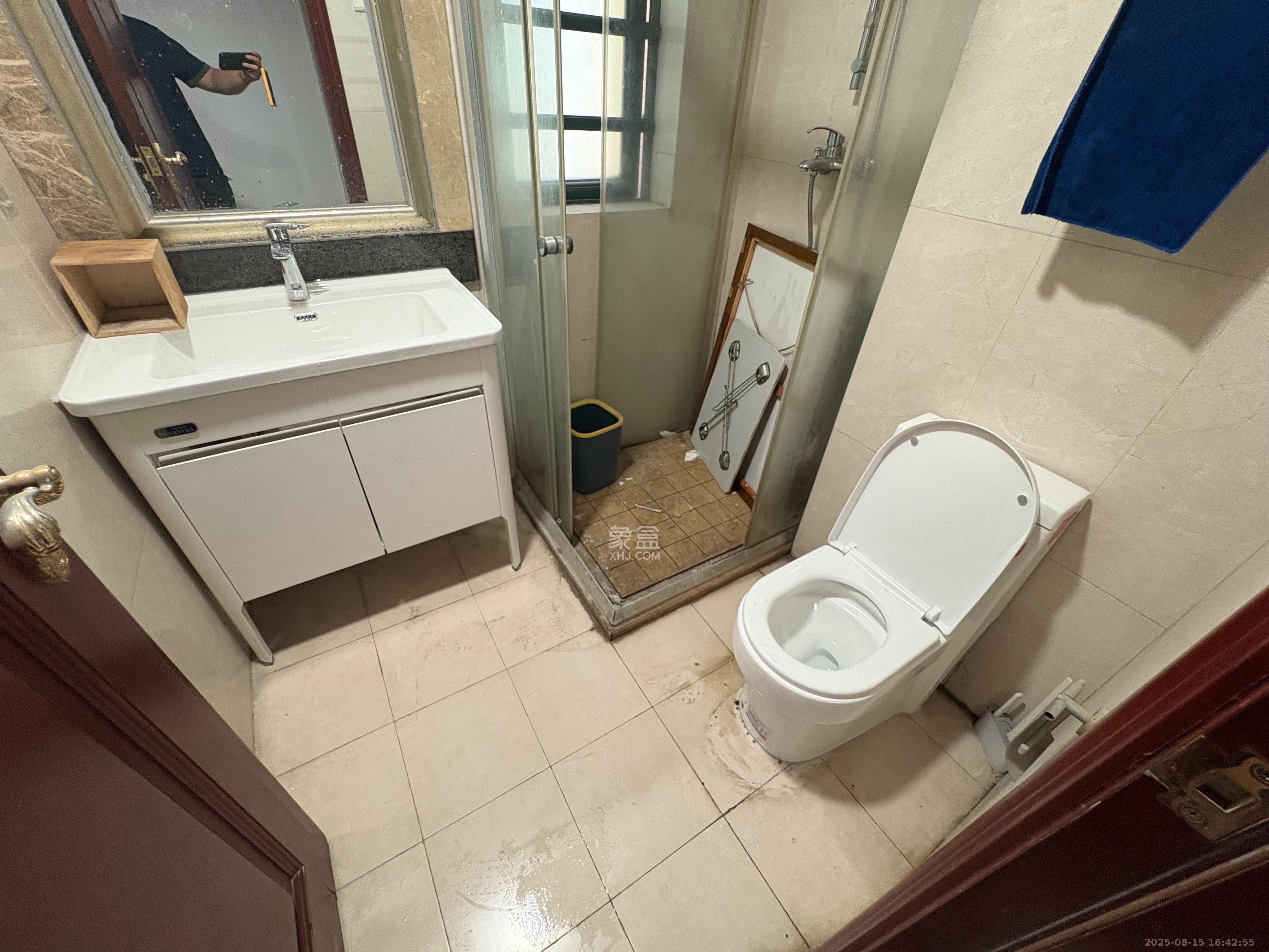 恒大雅苑  3室2厅1卫    2500.0元/月室内图