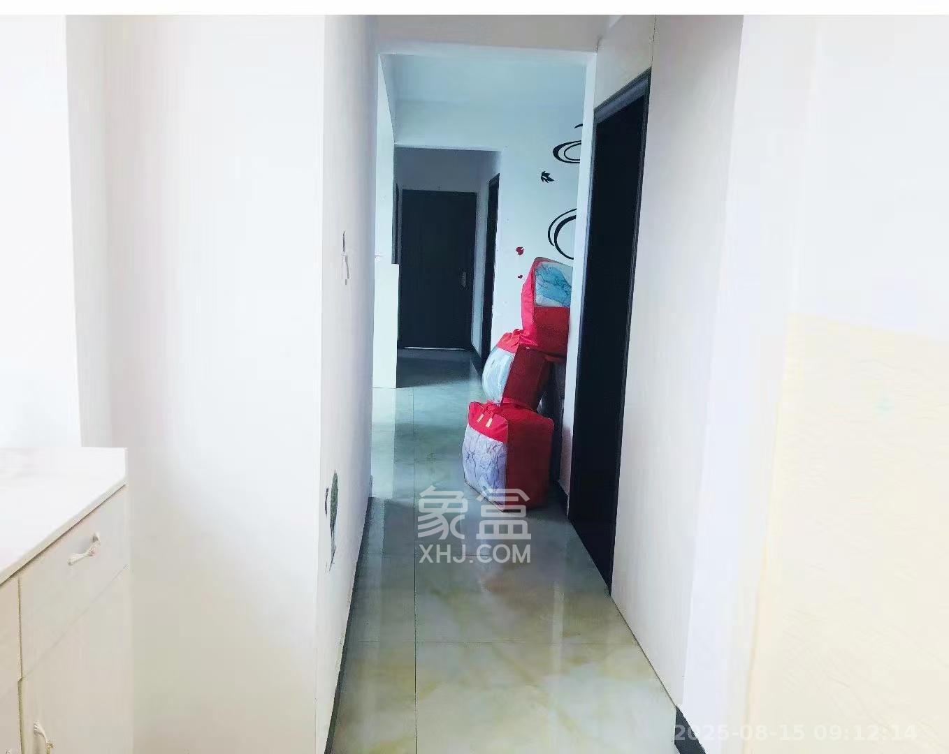 方略城市广场 4室2厅2卫 2300.0元/月 方略城市广场 4室2厅2卫 2300.0元/月室内图