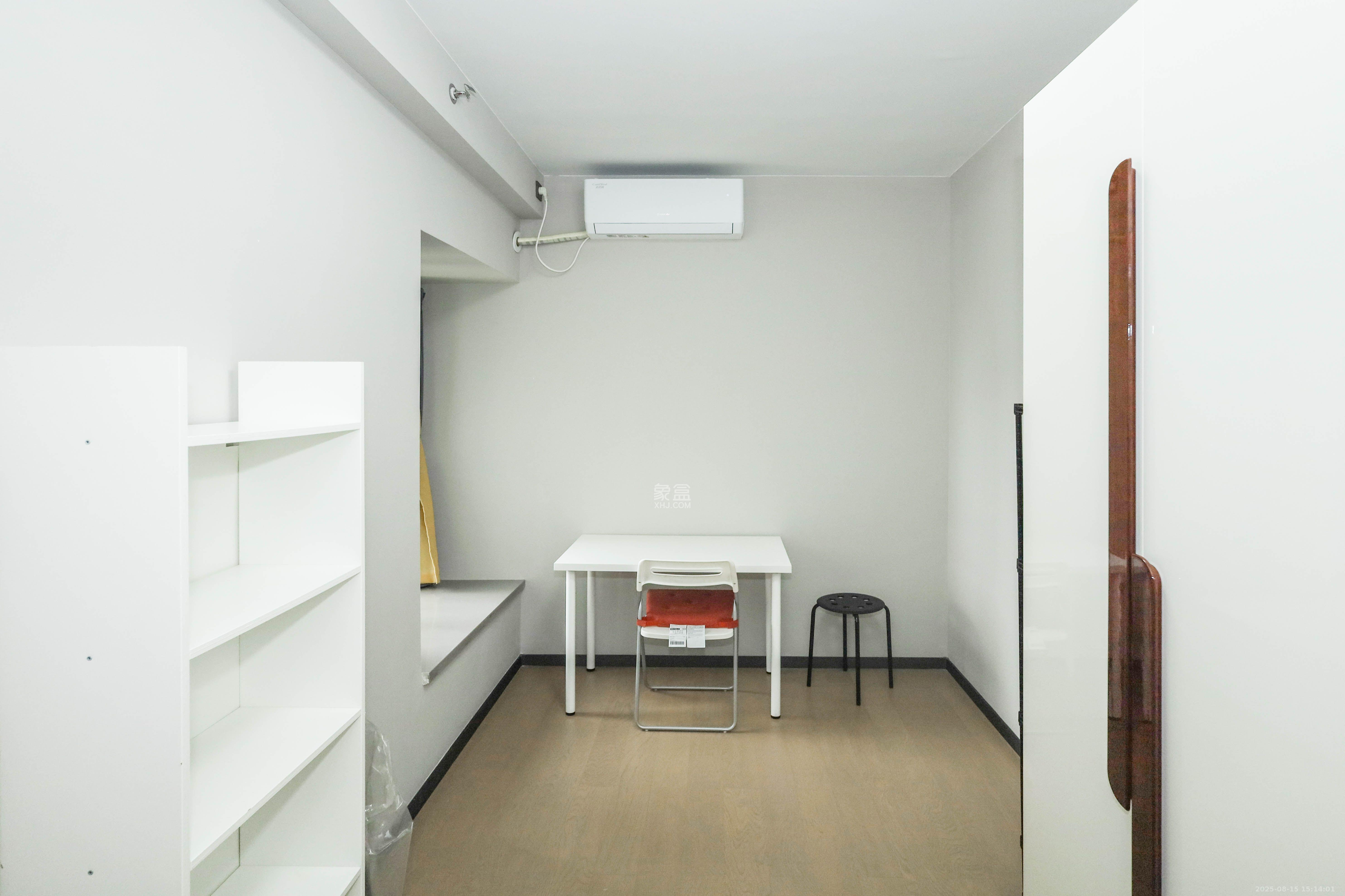 时代梅溪领峰  3室2厅2卫    4500.0元/月室内图