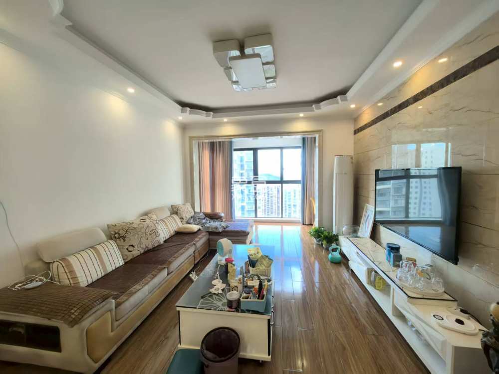 亿都新天地  3室2厅2卫    60.0万