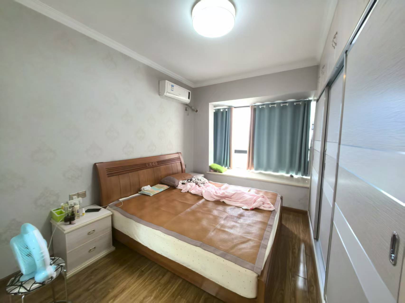 亿都新天地 3室2厅2卫 60.0万 亿都新天地 3室2厅2卫 60.0万室内图