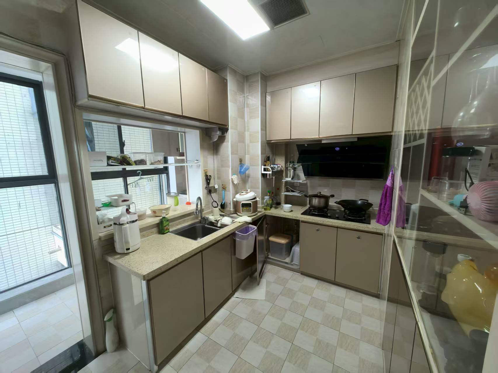 亿都新天地 3室2厅2卫 60.0万 亿都新天地 3室2厅2卫 60.0万室内图