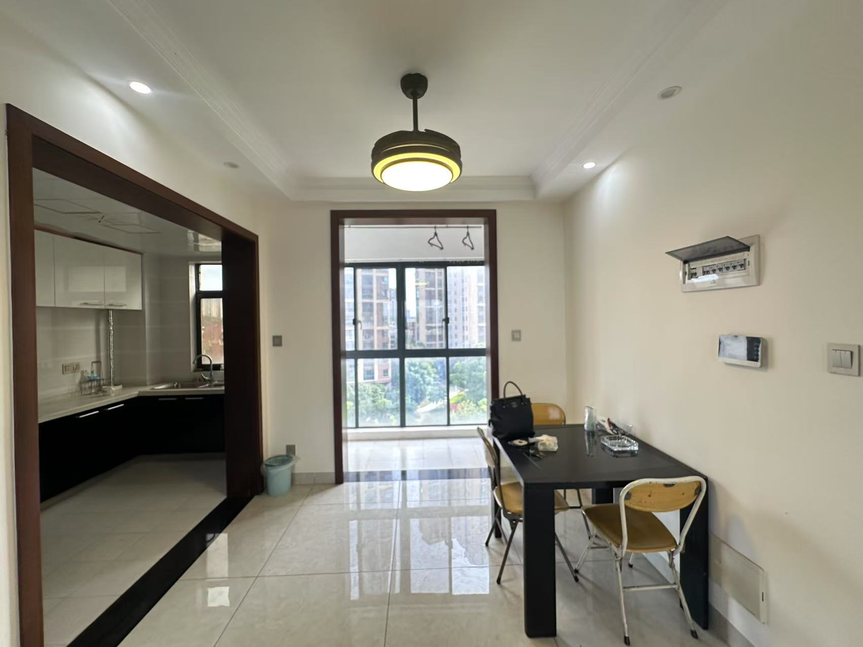 武广国际学苑  3室2厅2卫    95.0万 武广国际学苑  3室2厅2卫    95.0万室内图