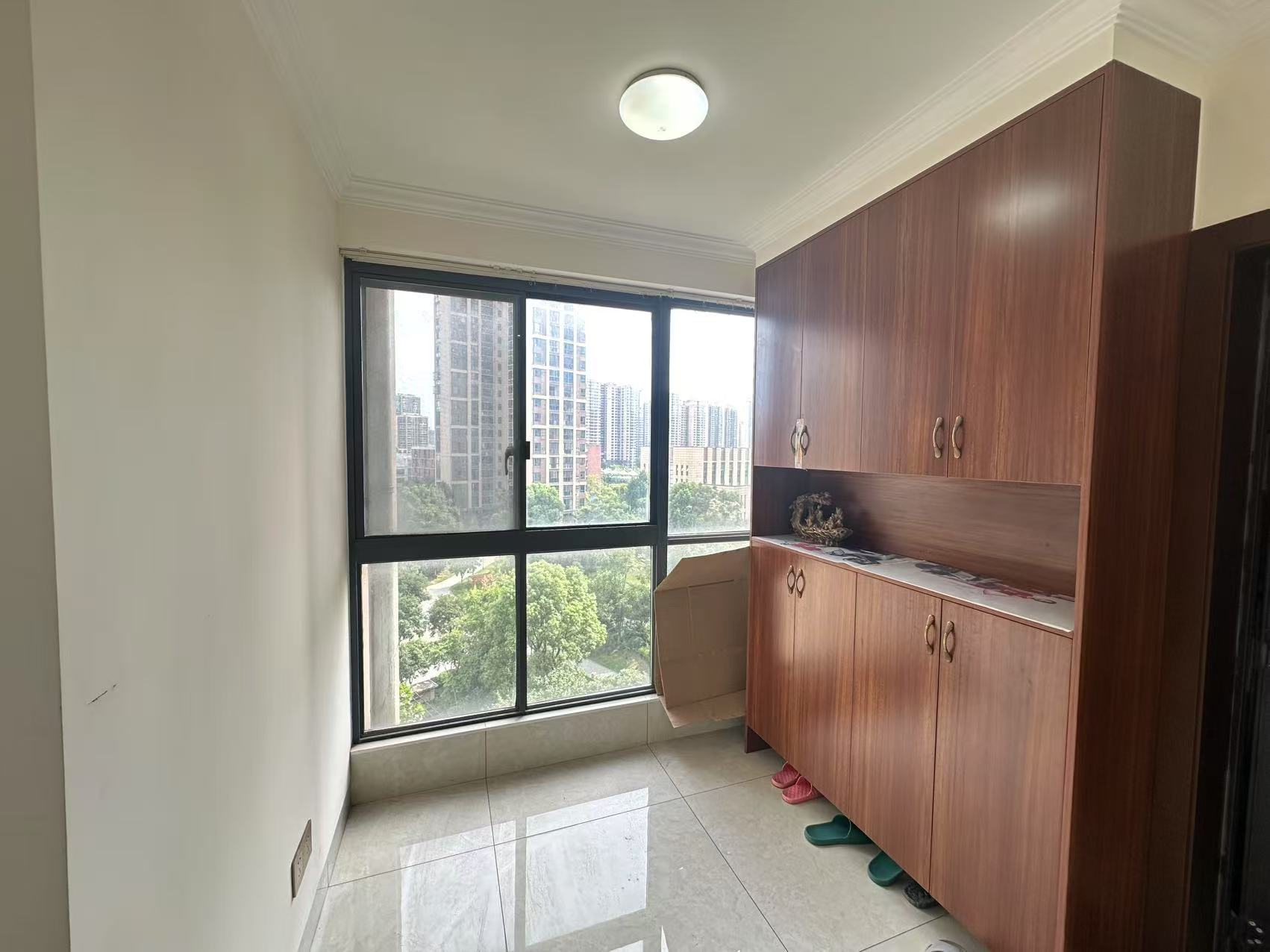 武广国际学苑  3室2厅2卫    95.0万 武广国际学苑  3室2厅2卫    95.0万室内图