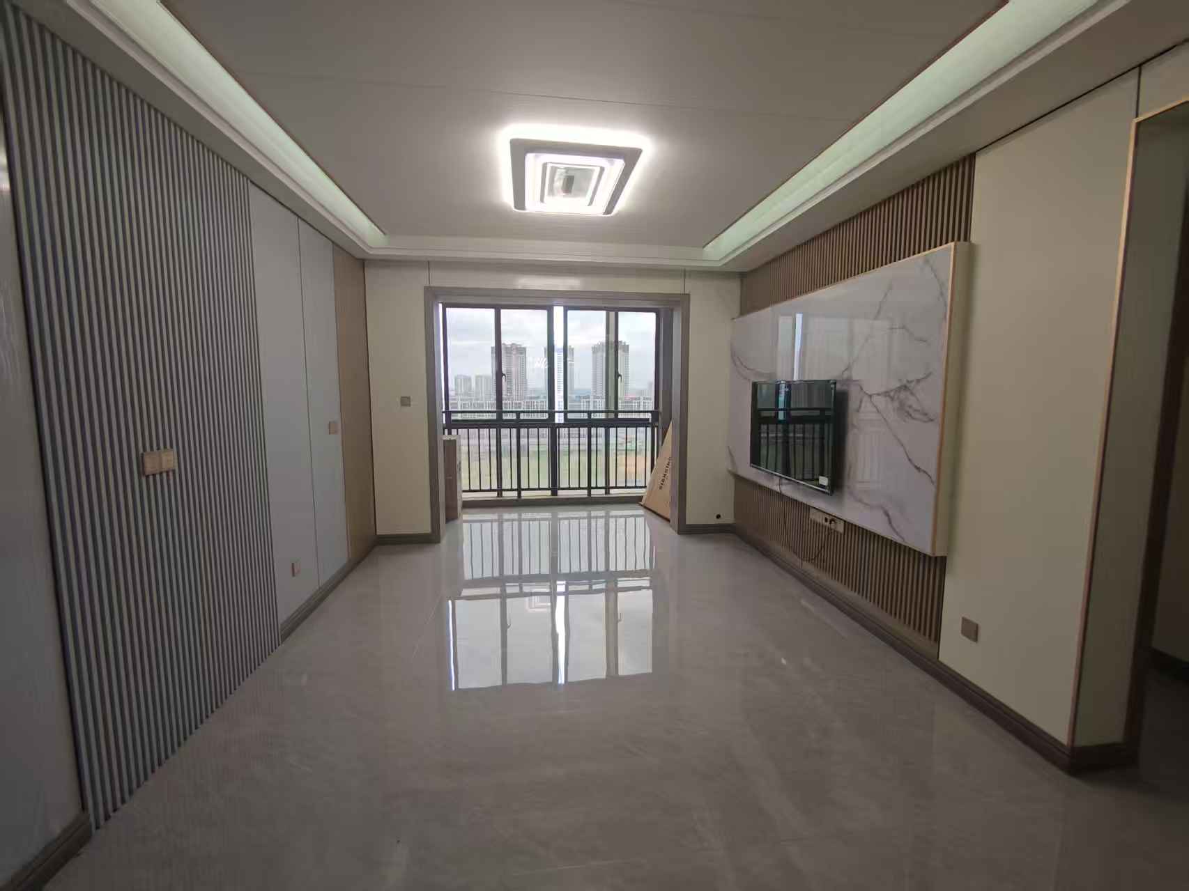 武广国际学苑  3室2厅1卫   73.00万室内图