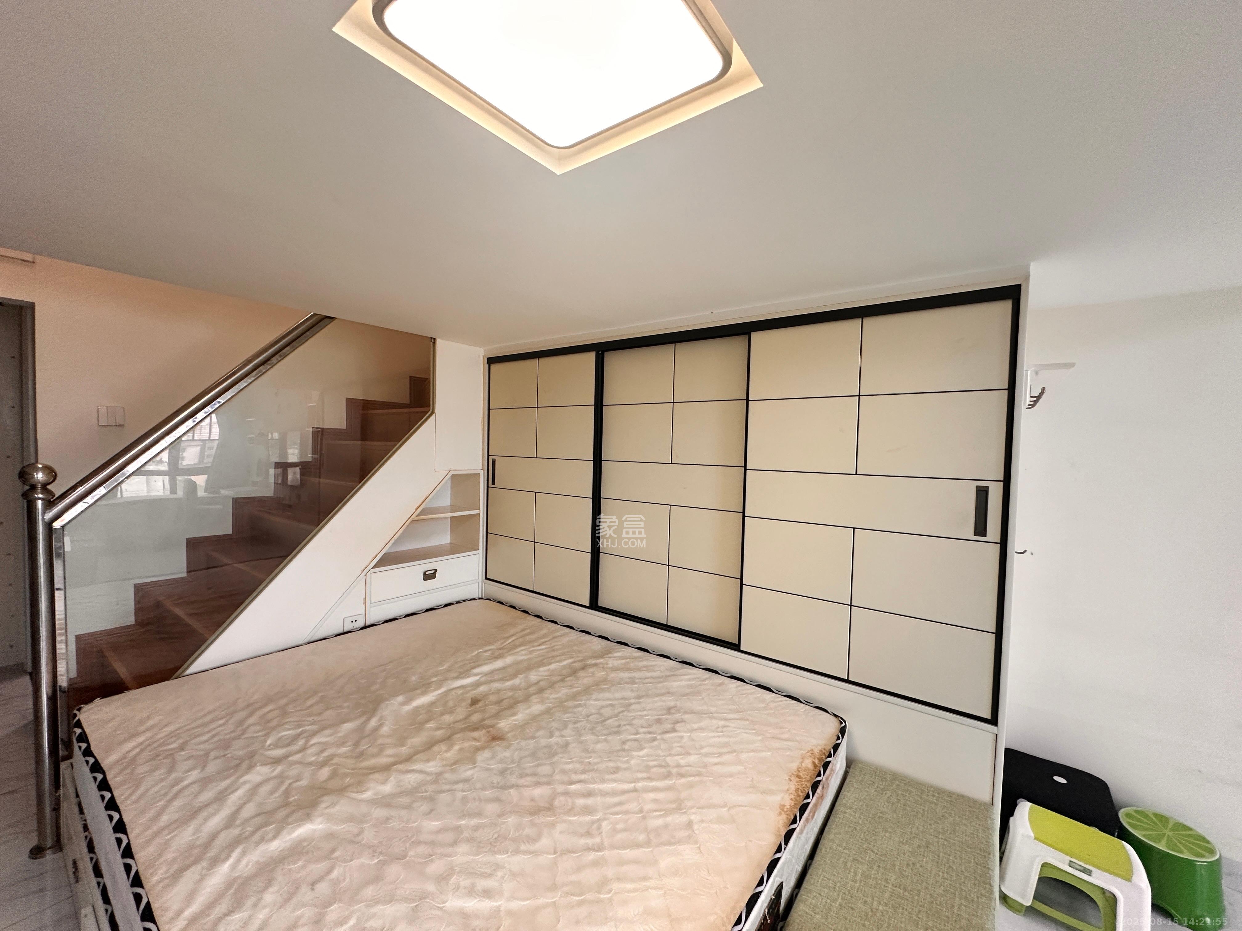 荣悦台  1室0厅0卫   2500.00元/月室内图